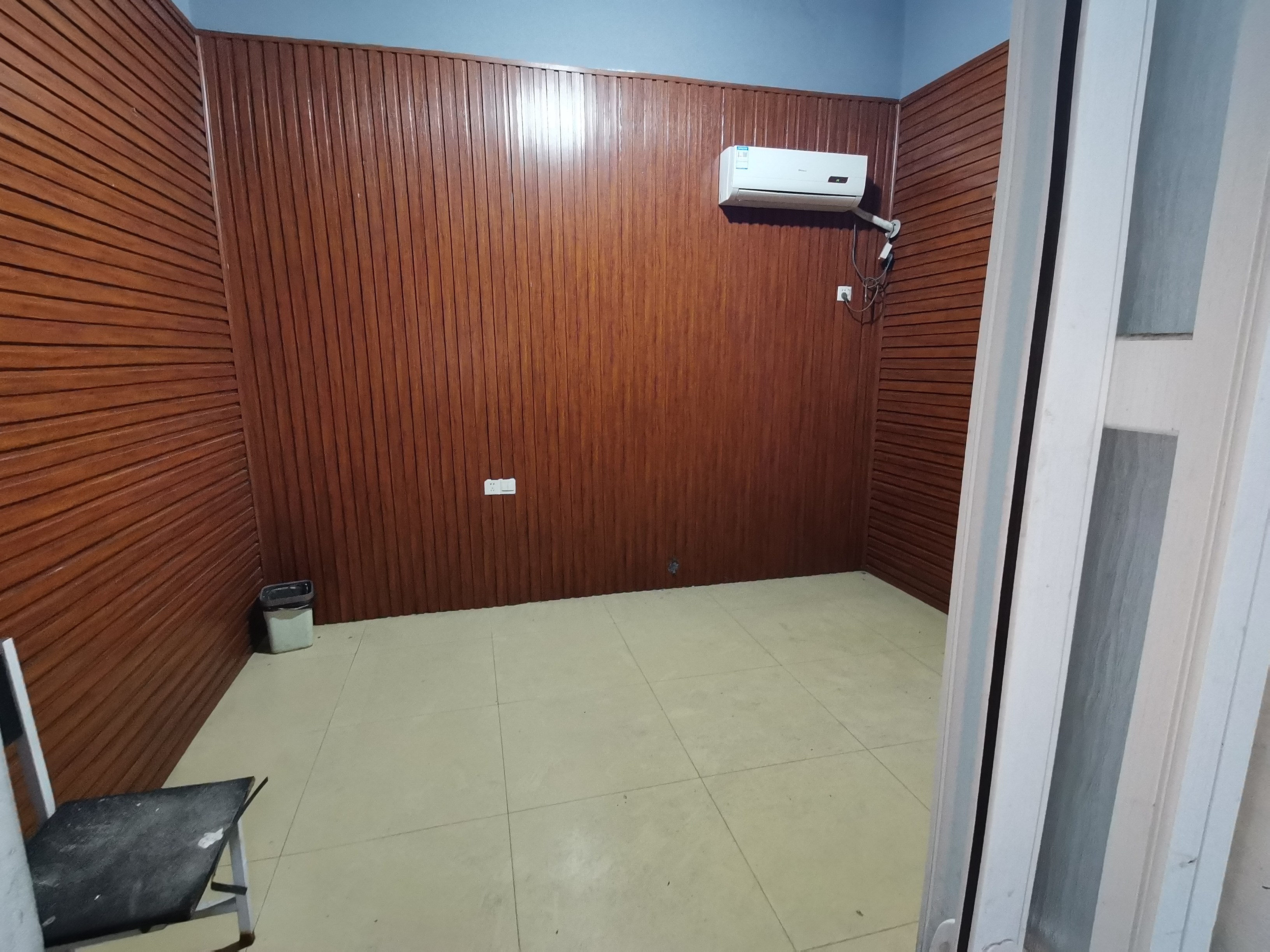 湘银小区别墅  8室2厅3卫    130.0万室内图