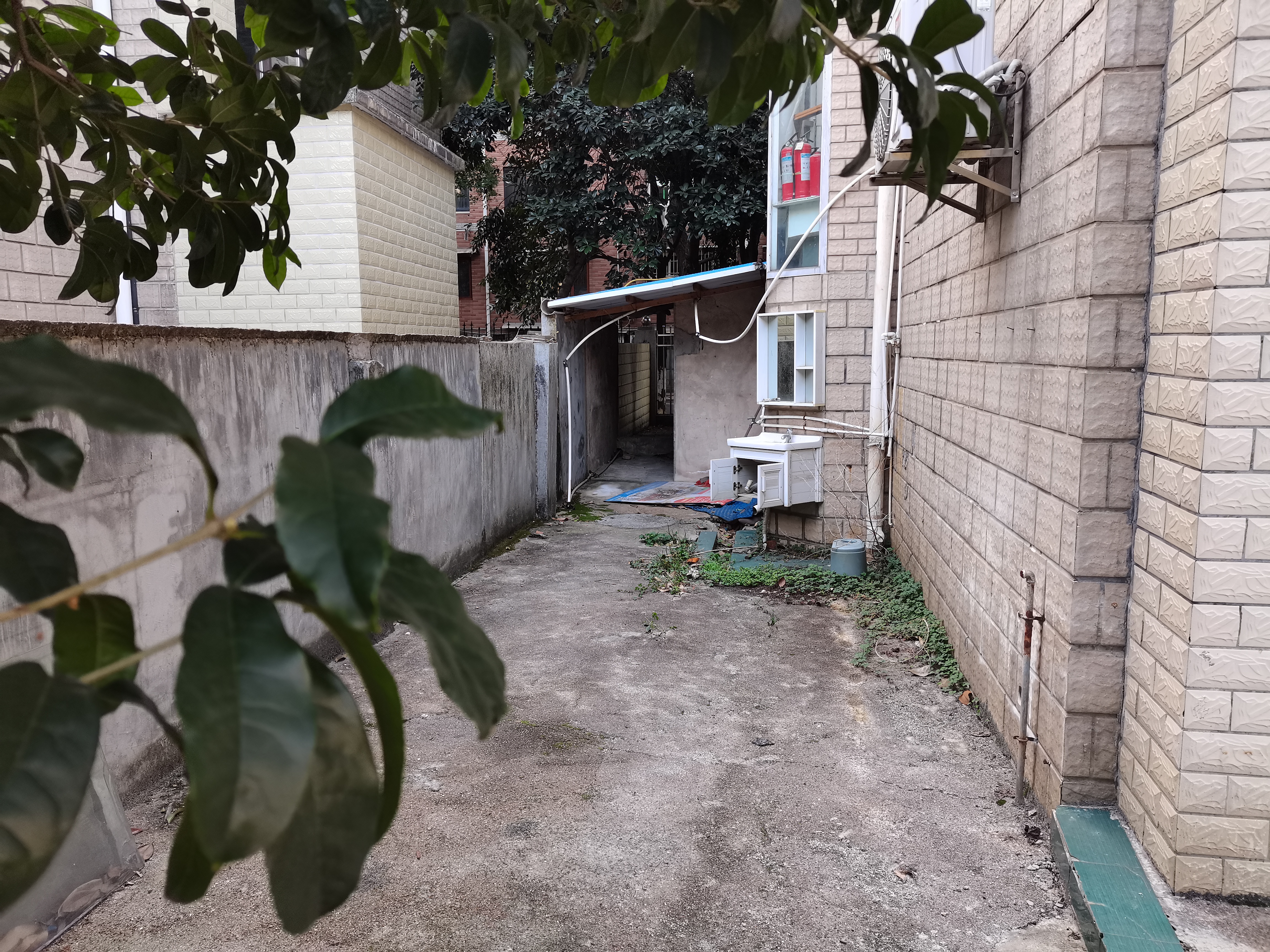 湘银小区别墅  8室2厅3卫    130.0万室内图