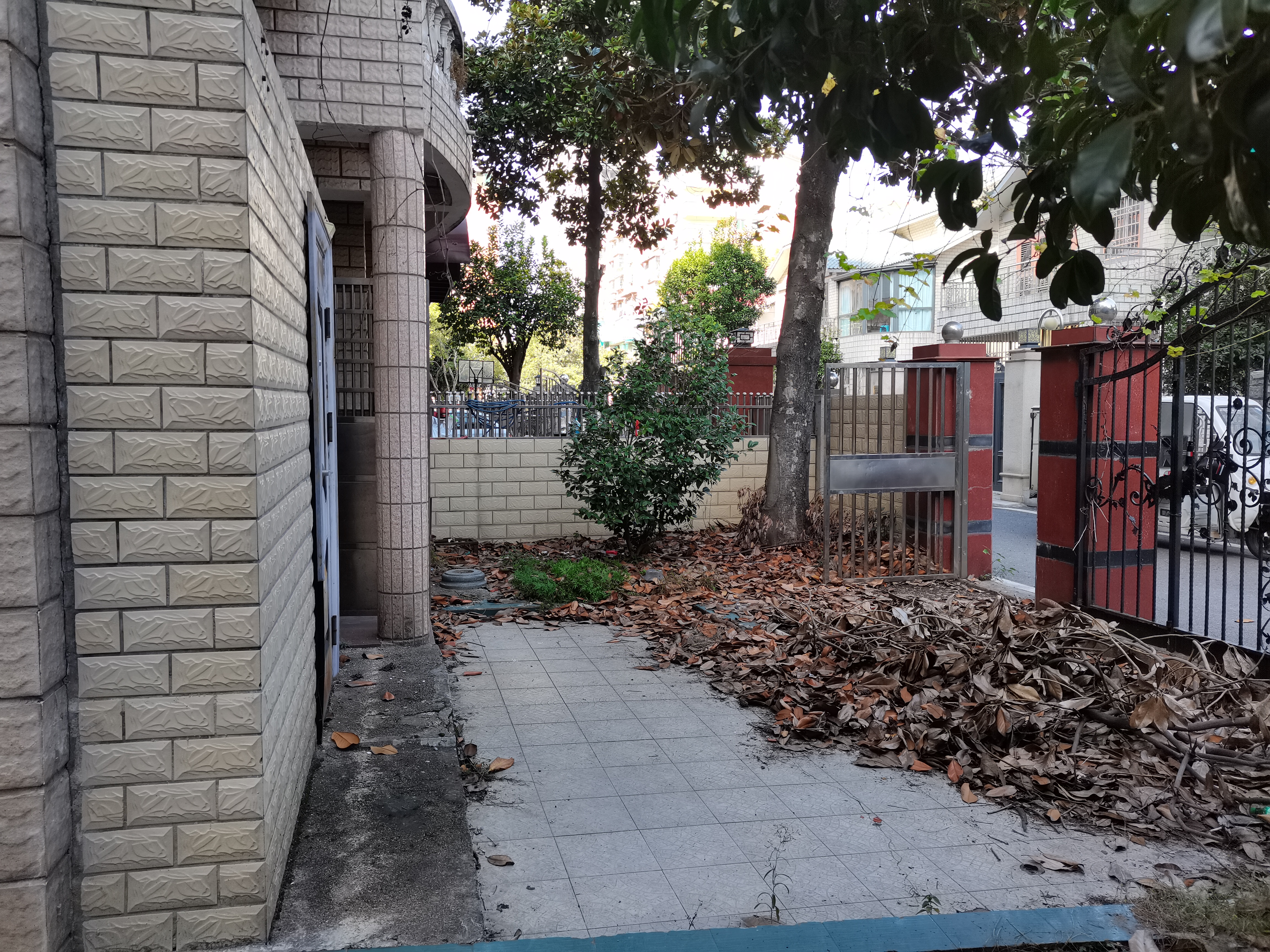 湘银小区别墅  8室2厅3卫    130.0万室内图