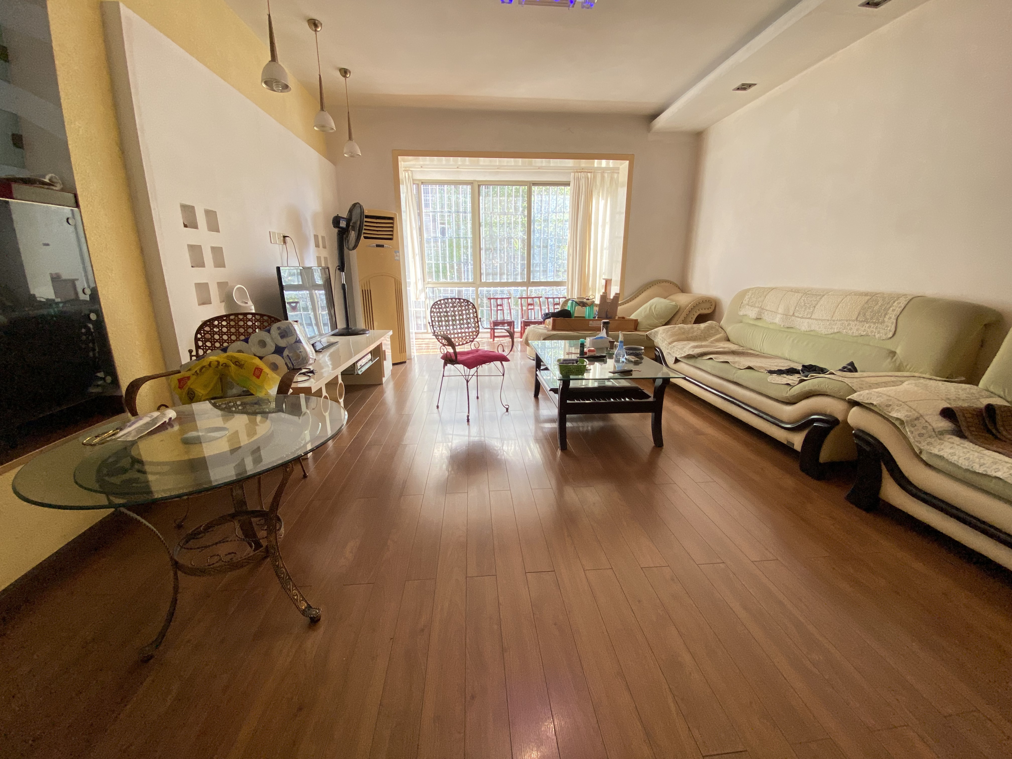 钻石怡园 4室2厅2卫 43.8万 钻石怡园 4室2厅2卫 43.8万室内图