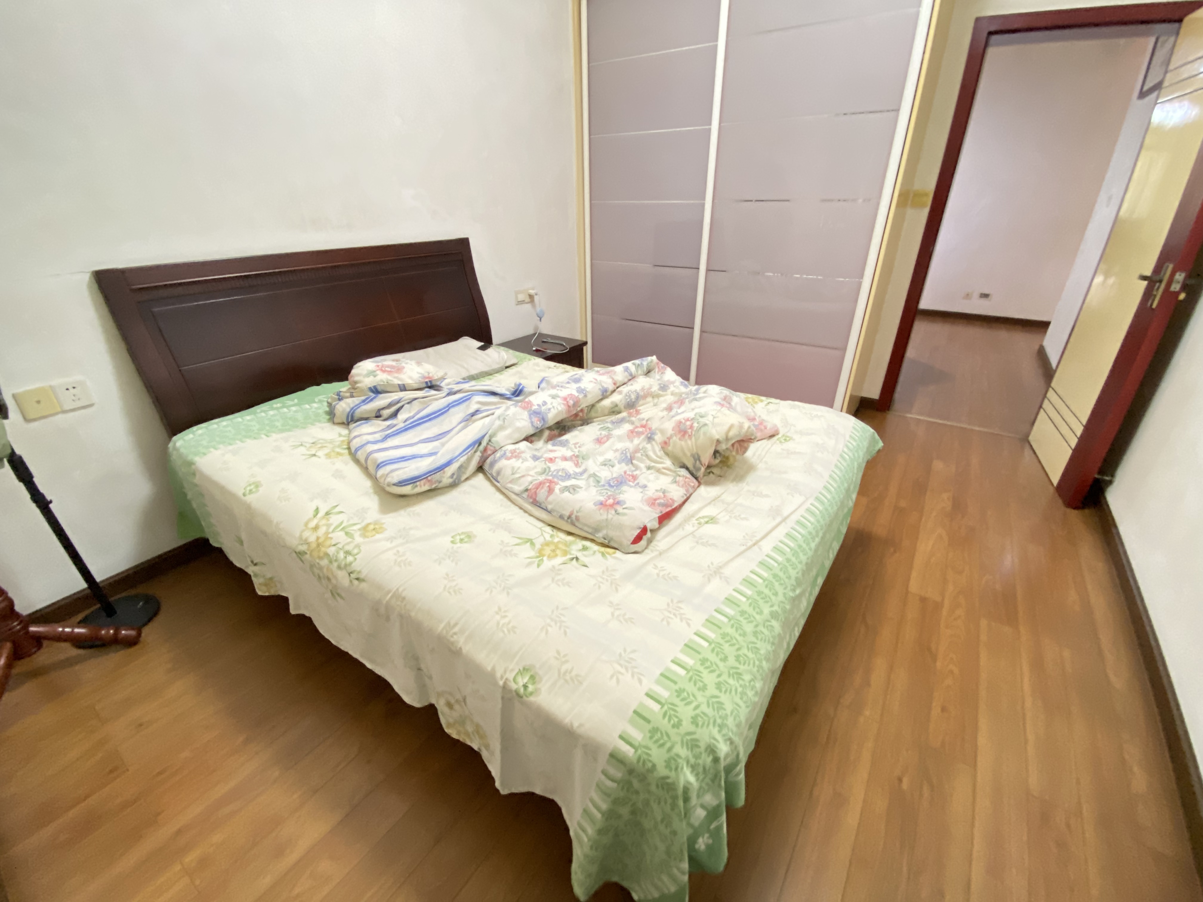 钻石怡园 4室2厅2卫 43.8万 钻石怡园 4室2厅2卫 43.8万室内图