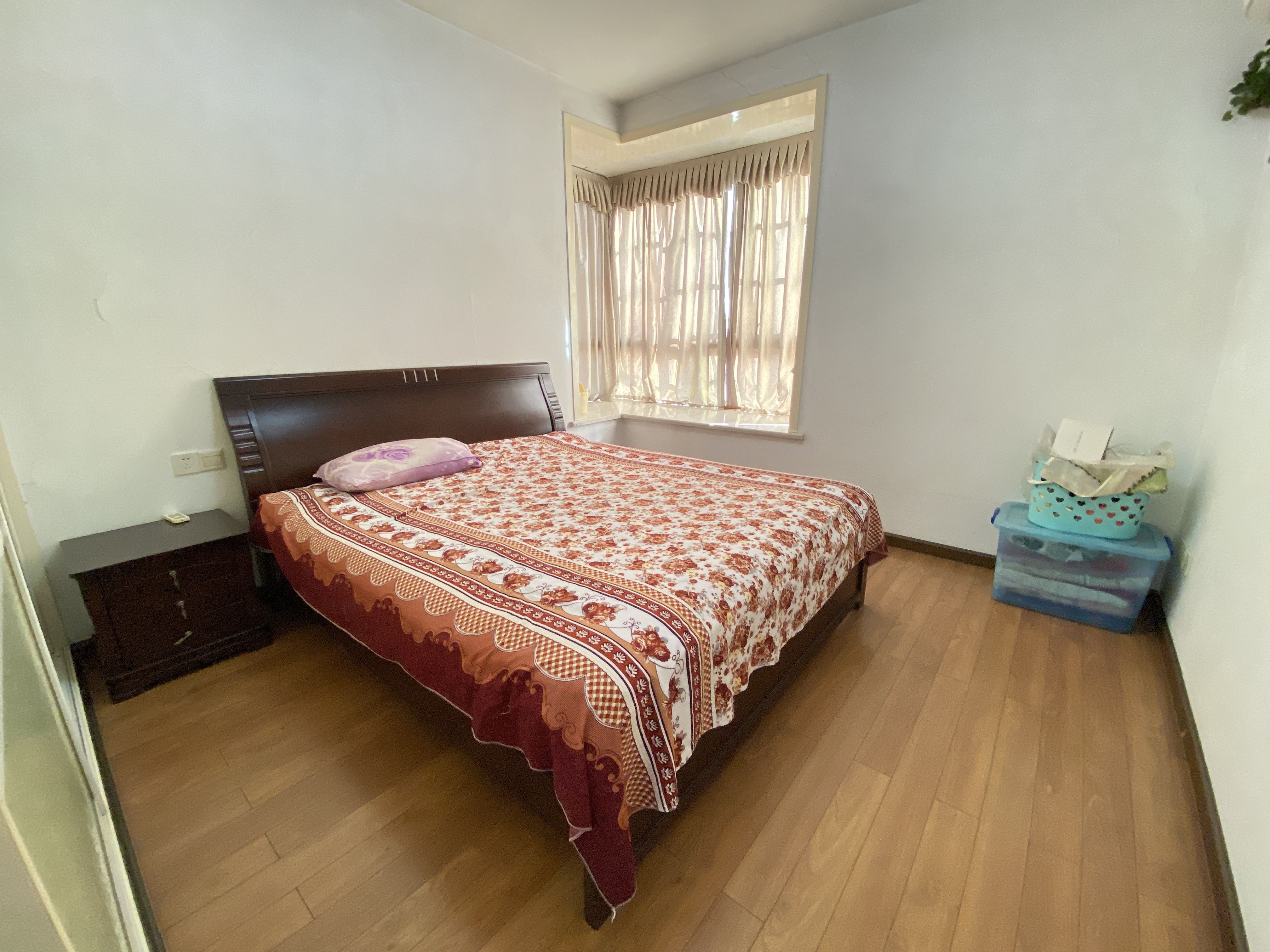 钻石怡园  4室2厅2卫    43.8万室内图