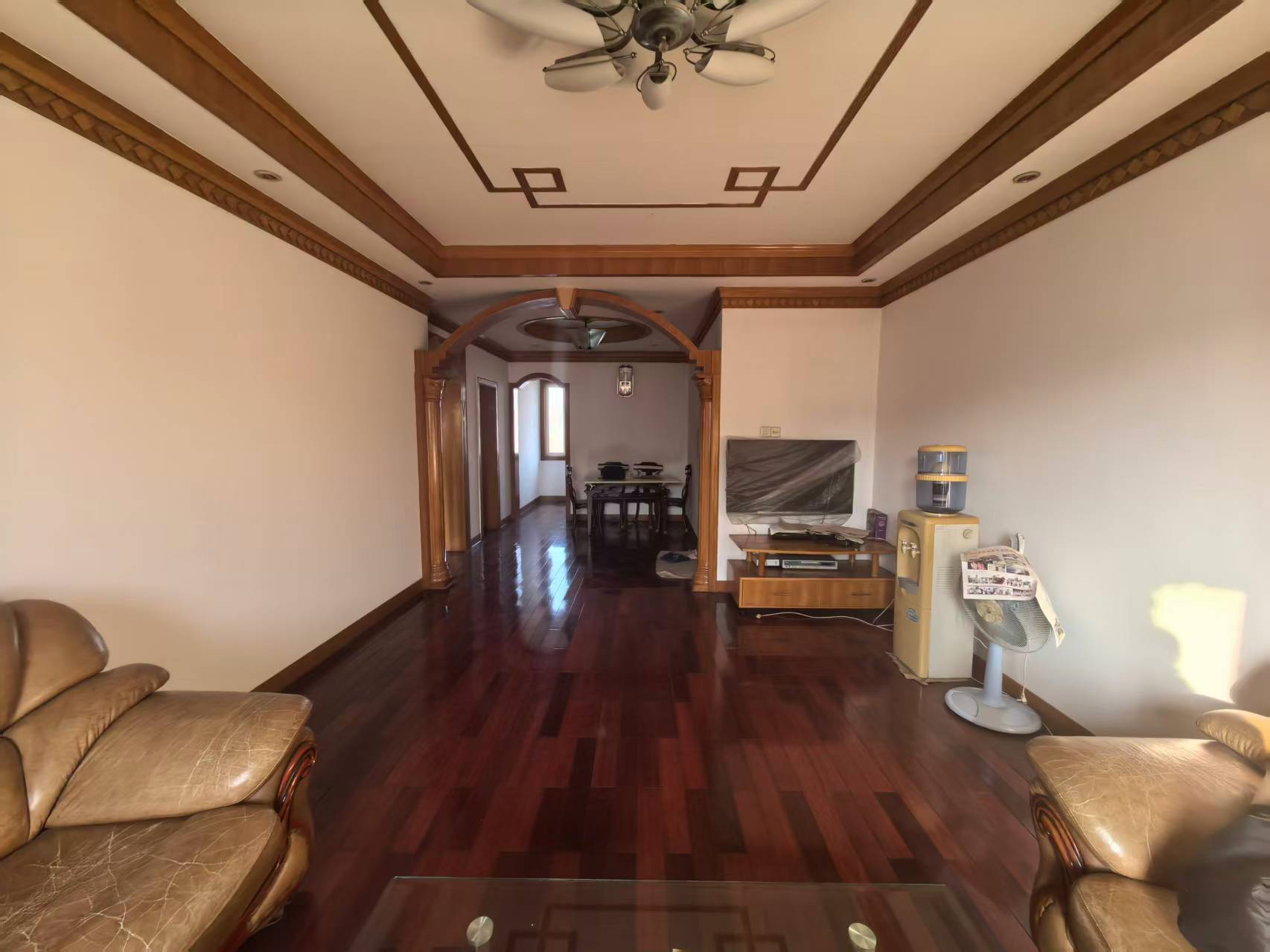 601罗家冲  5室2厅3卫    55.8万室内图