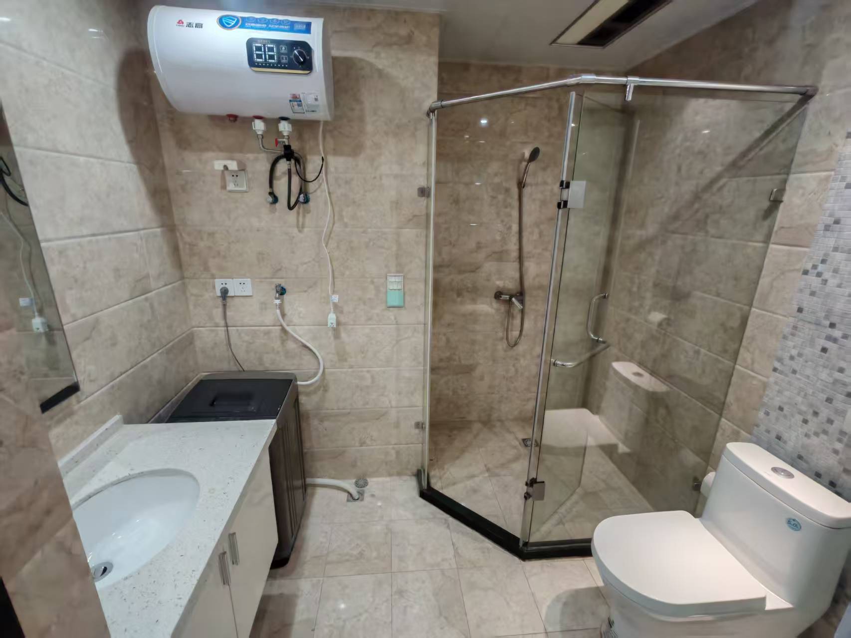 华晨御园 1室1厅1卫 25.0万 华晨御园 1室1厅1卫 25.0万室内图