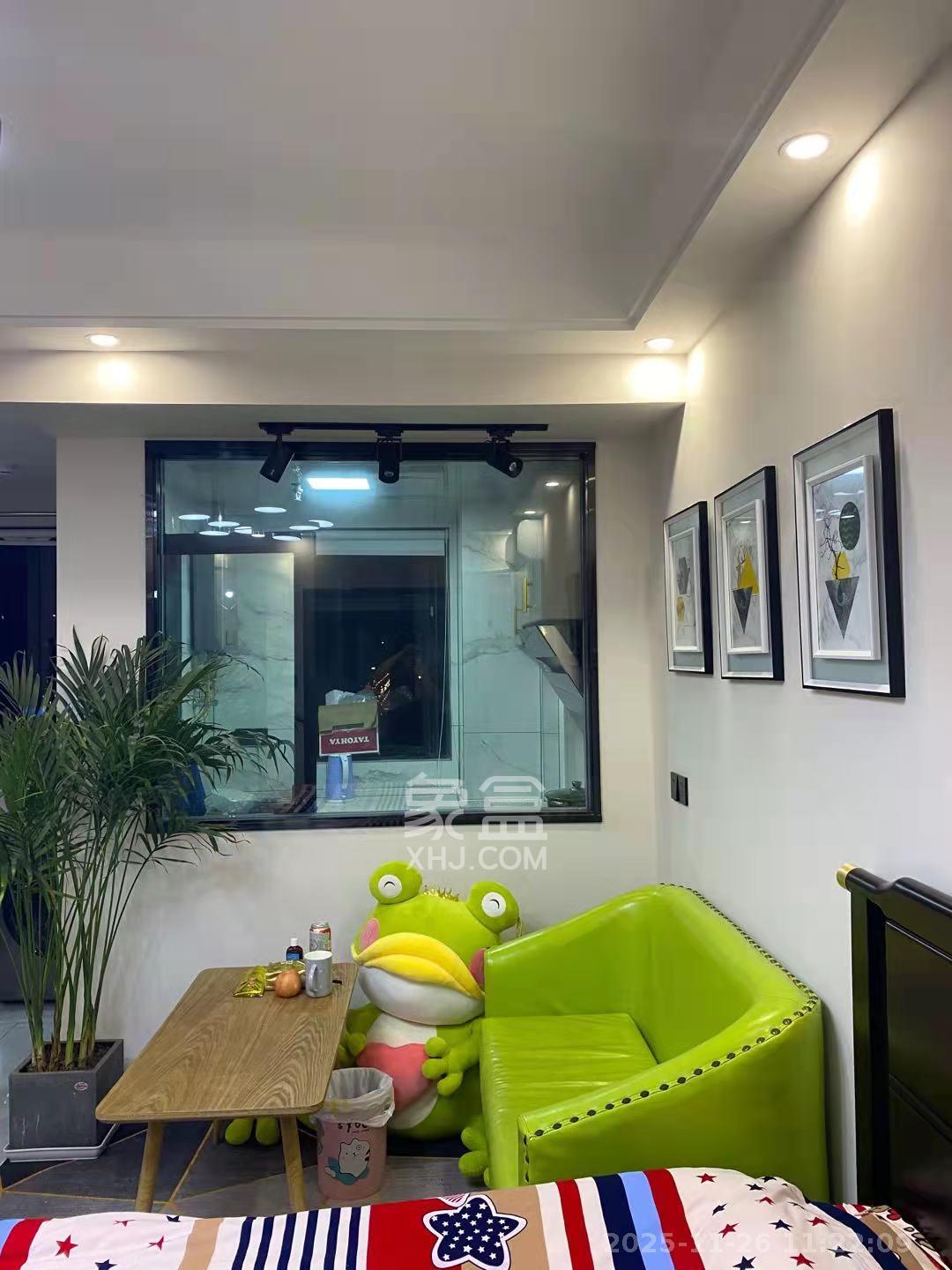 国泰九龙湾 1室1厅1卫 1400.0元/月 国泰九龙湾 1室1厅1卫 1400.0元/月室内图