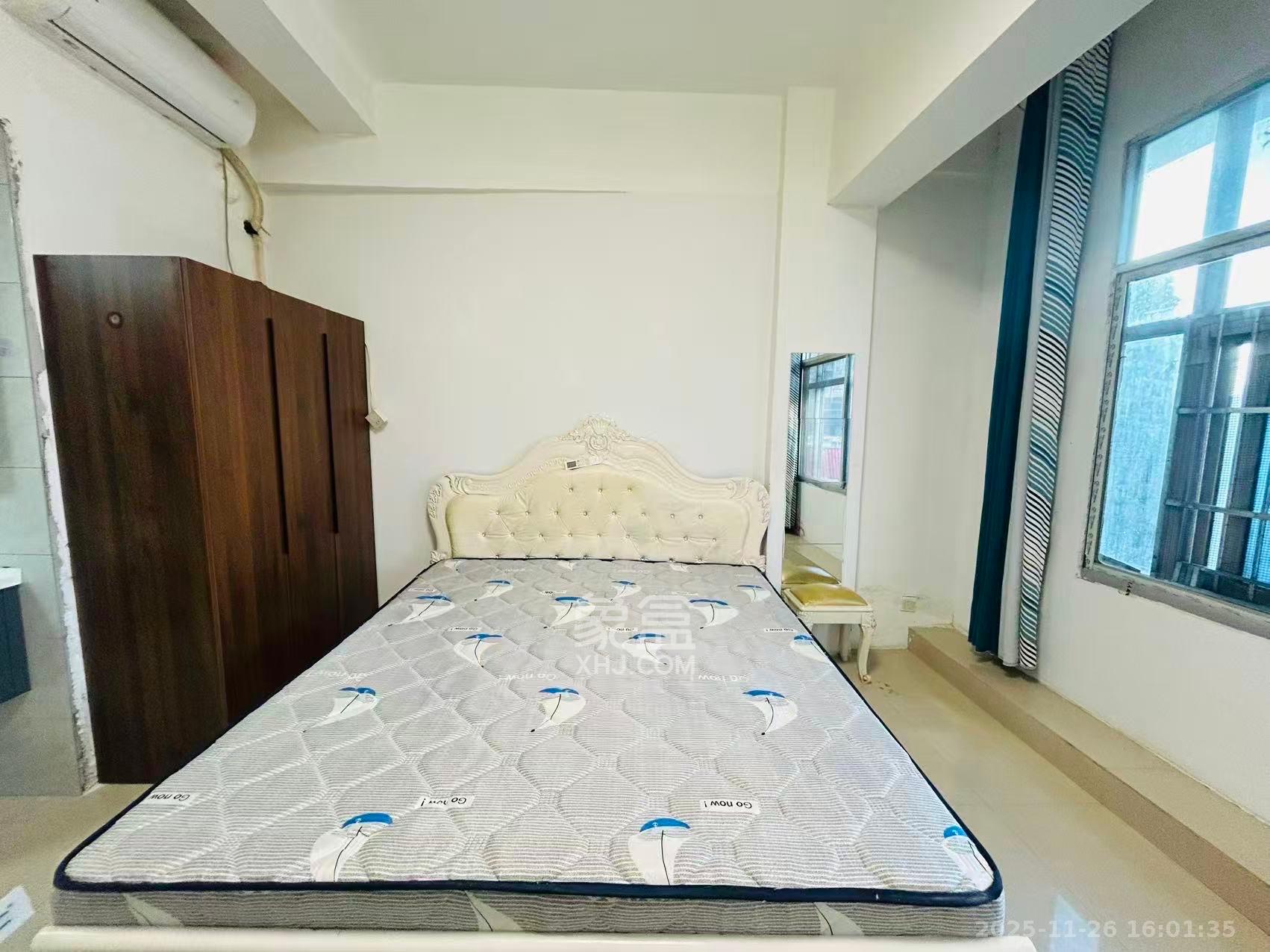 登隆街散盘 1室0厅1卫 1300.0元/月 登隆街散盘 1室0厅1卫 1300.0元/月室内图