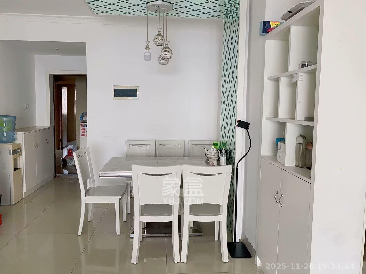 恒广国际景园一二区  2室2厅1卫    2100.0元/月室内图