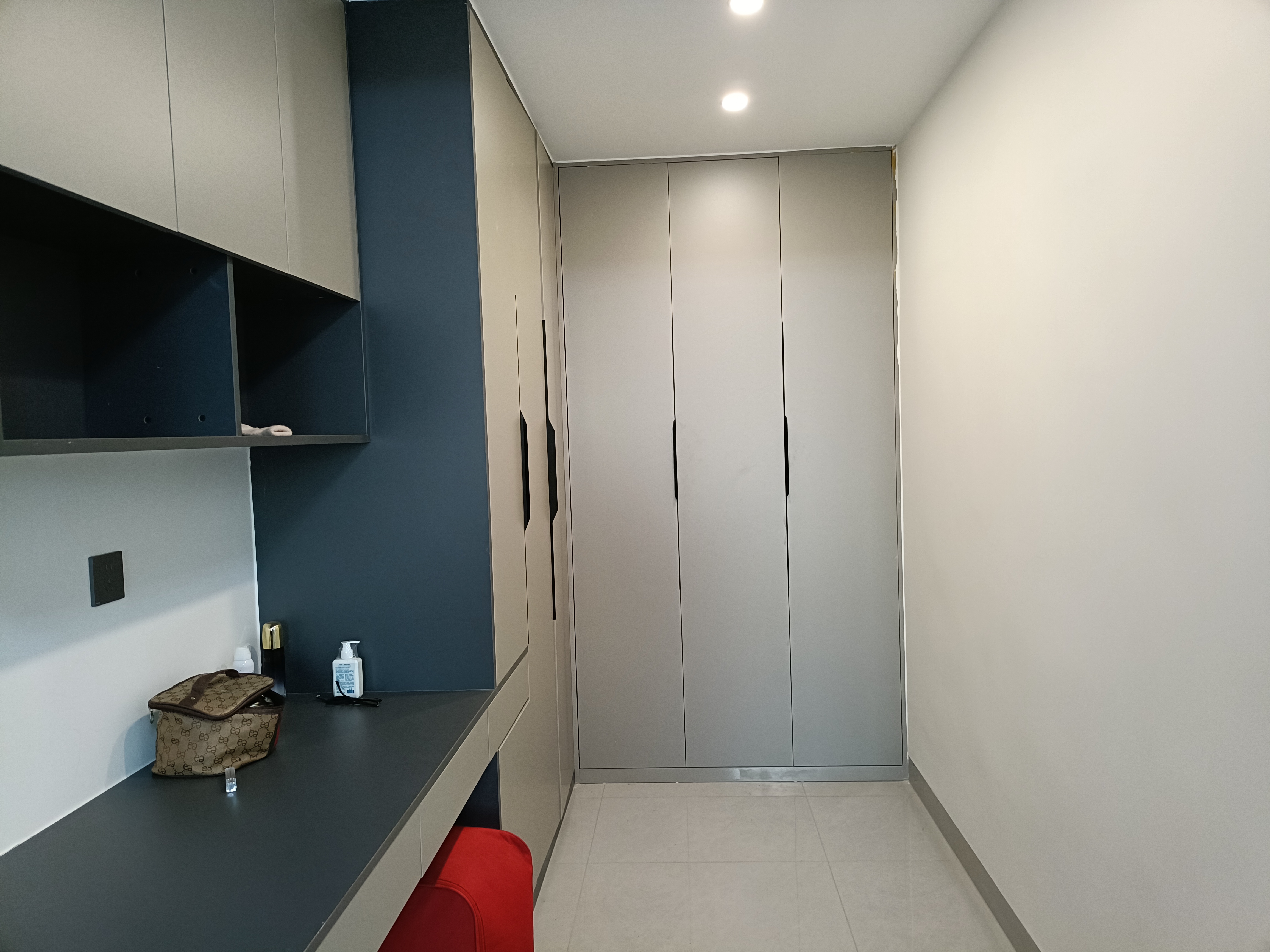 吾悦广场 4室2厅2卫 98.8万 吾悦广场 4室2厅2卫 98.8万客厅