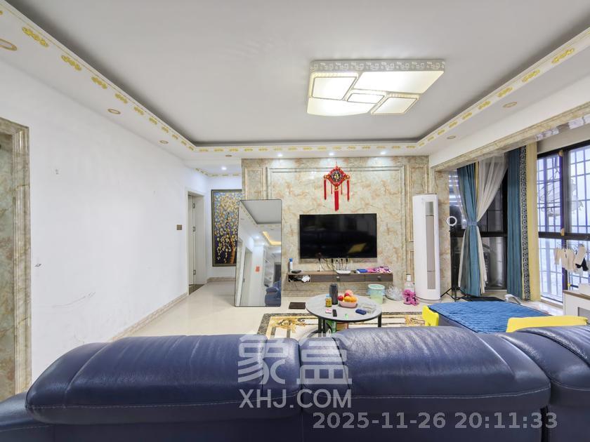 金科世界城  3室2厅2卫    2300.0元/月