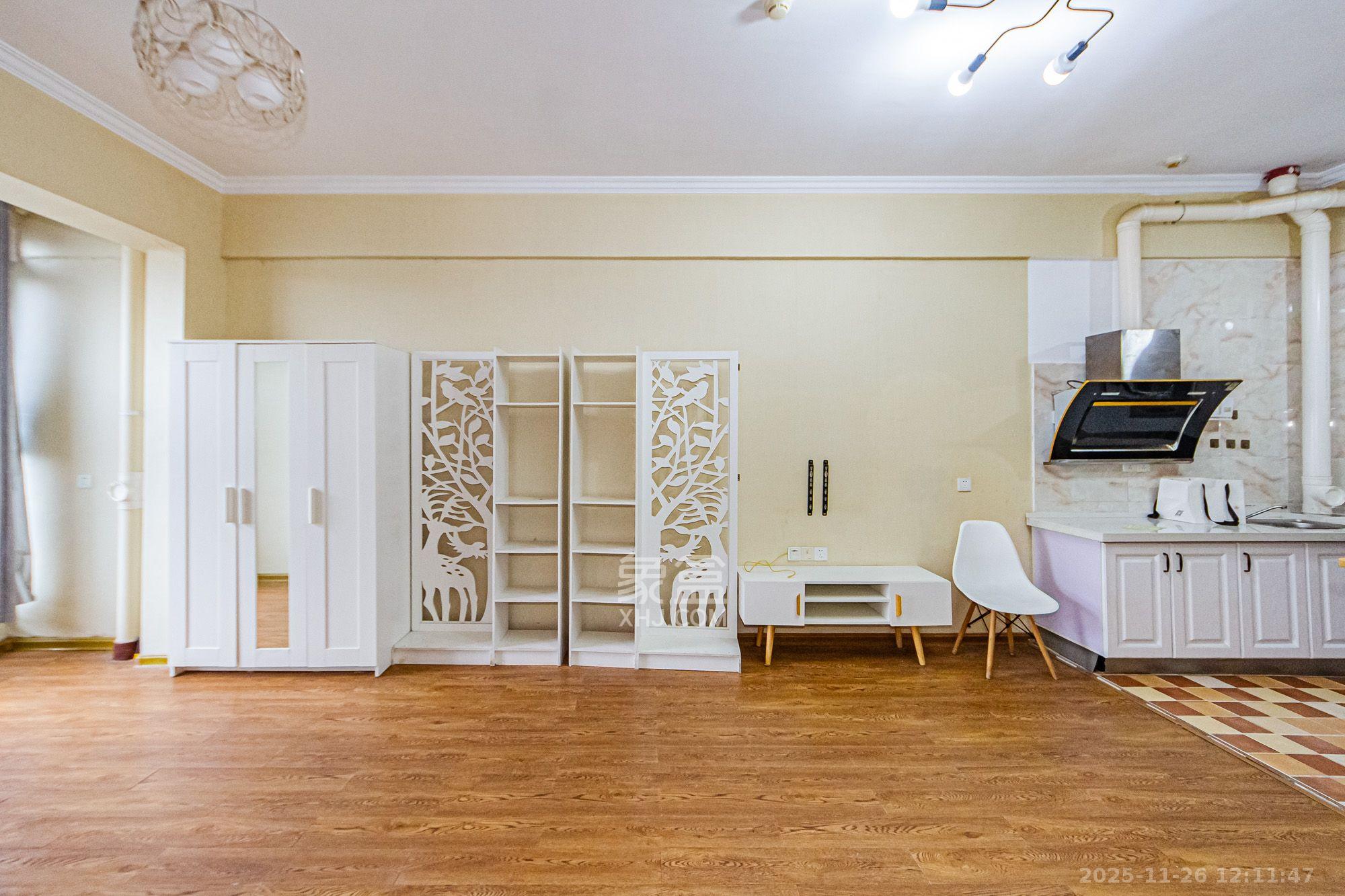 北辰三角洲E4区 1室1厅1卫 1900.0元/月 北辰三角洲E4区 1室1厅1卫 1900.0元/月室内图