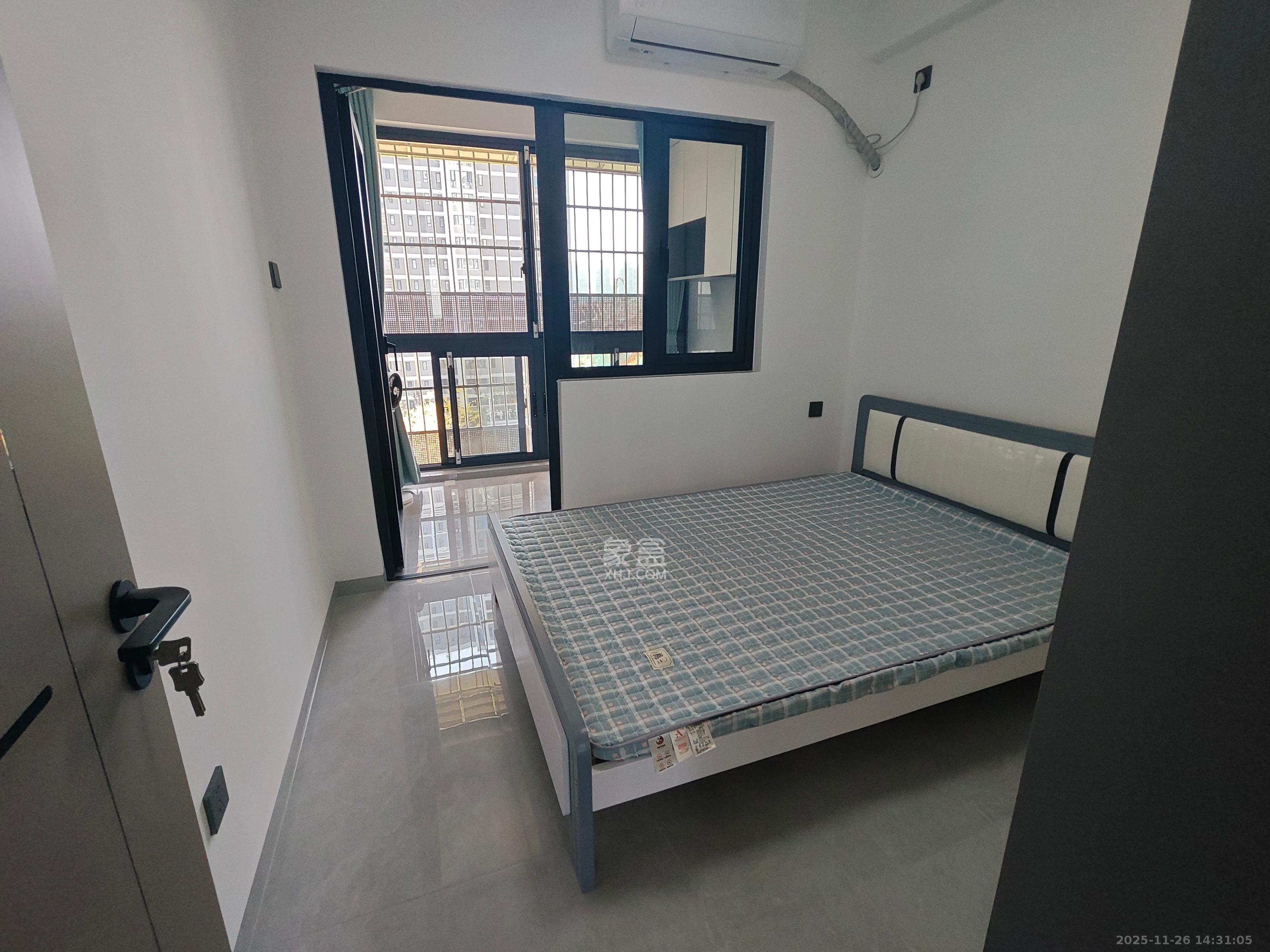 谷山景苑  3室2厅2卫    2300.0元/月室内图