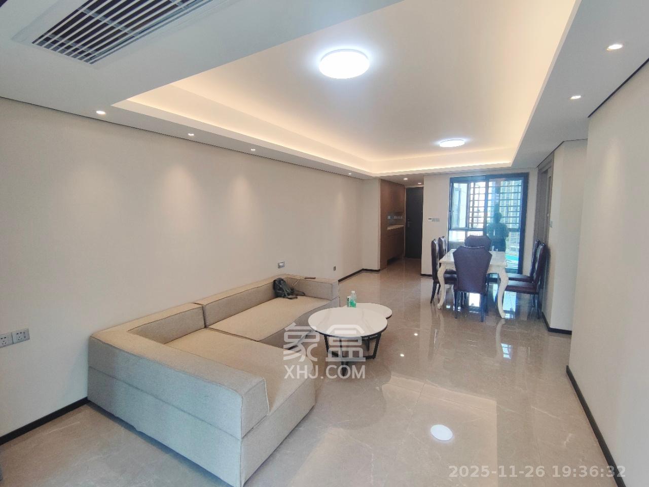 中海麓山境北区  4室2厅2卫    3000.0元/月室内图