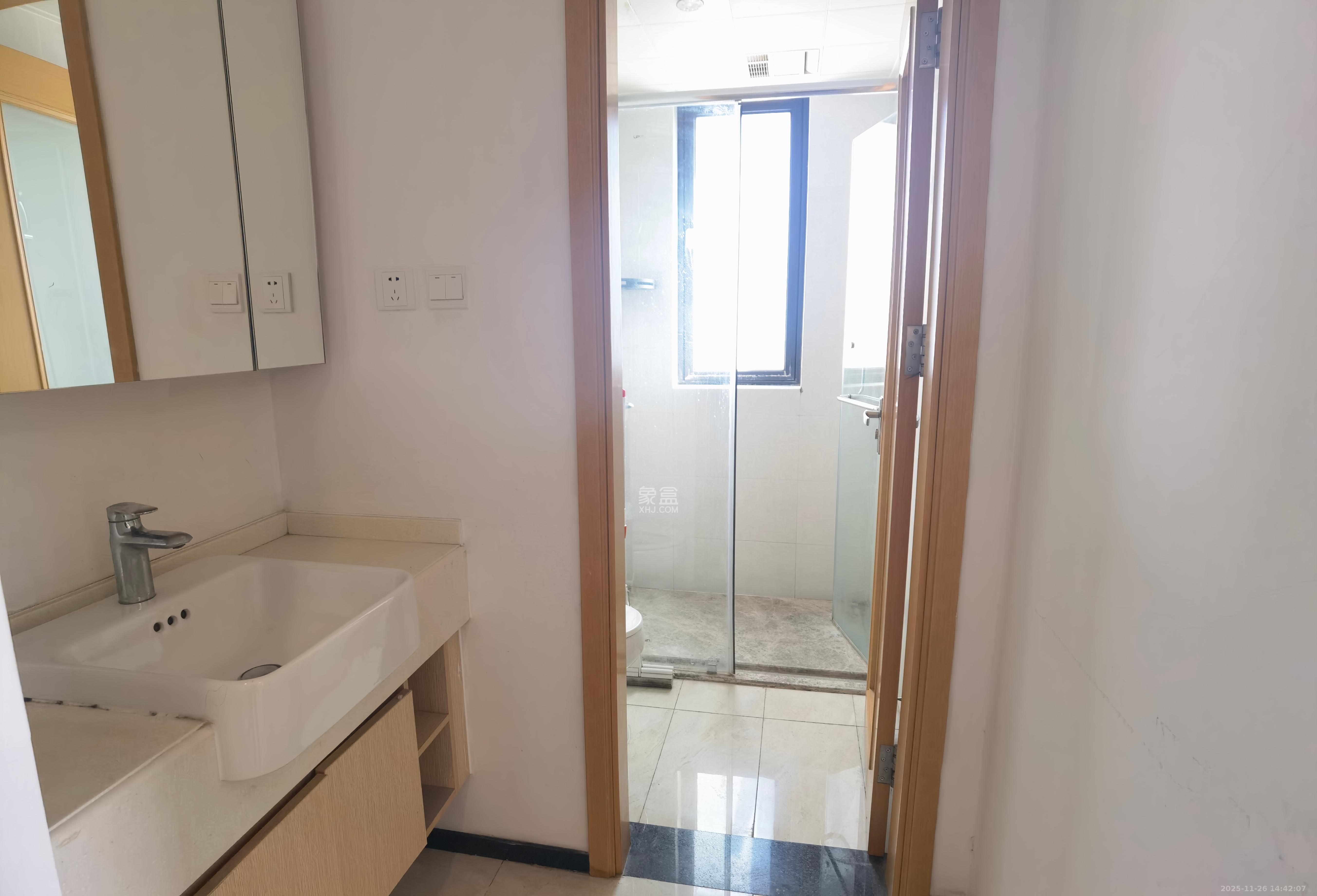 中海新城熙岸（中信新城五期）  1室1厅1卫    1400.0元/月室内图