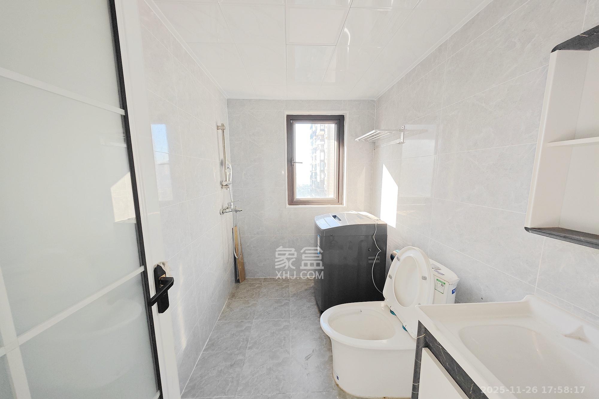 保利大都汇一期、二期 4室2厅2卫 141.0万 保利大都汇一期、二期 4室2厅2卫 141.0万其他