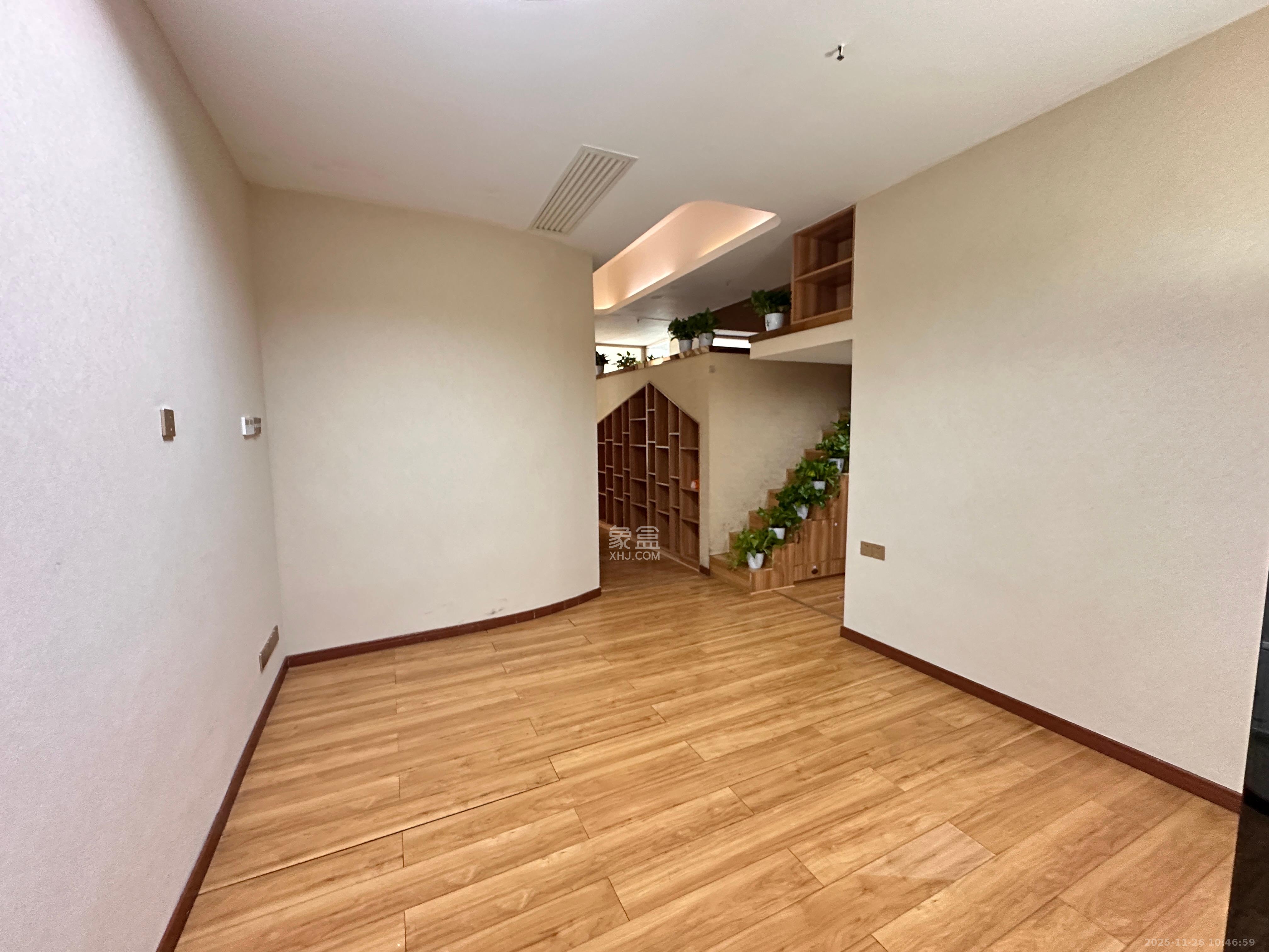 荣悦台  1室0厅0卫    3800.0元/月