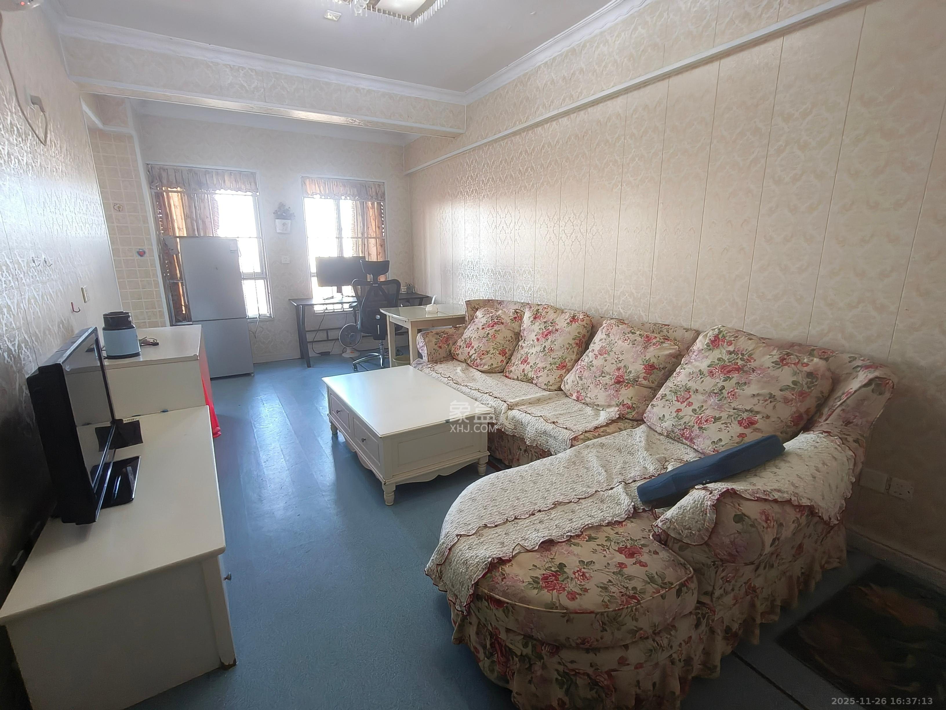 上海城小区 1室1厅1卫 1400.0元/月 上海城小区 1室1厅1卫 1400.0元/月室内图