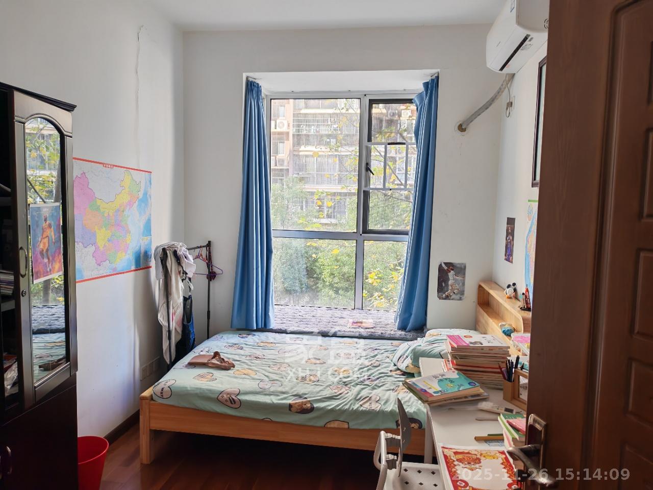 德泽苑 4室2厅2卫 2600.0元/月 德泽苑 4室2厅2卫 2600.0元/月室内图