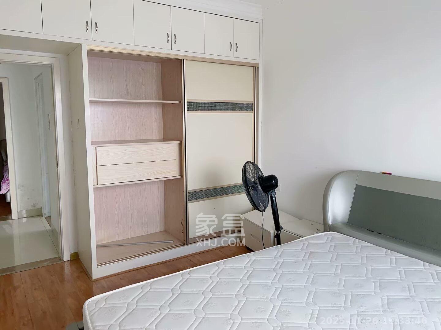 恒广国际景园一二区  2室2厅1卫    2100.0元/月室内图