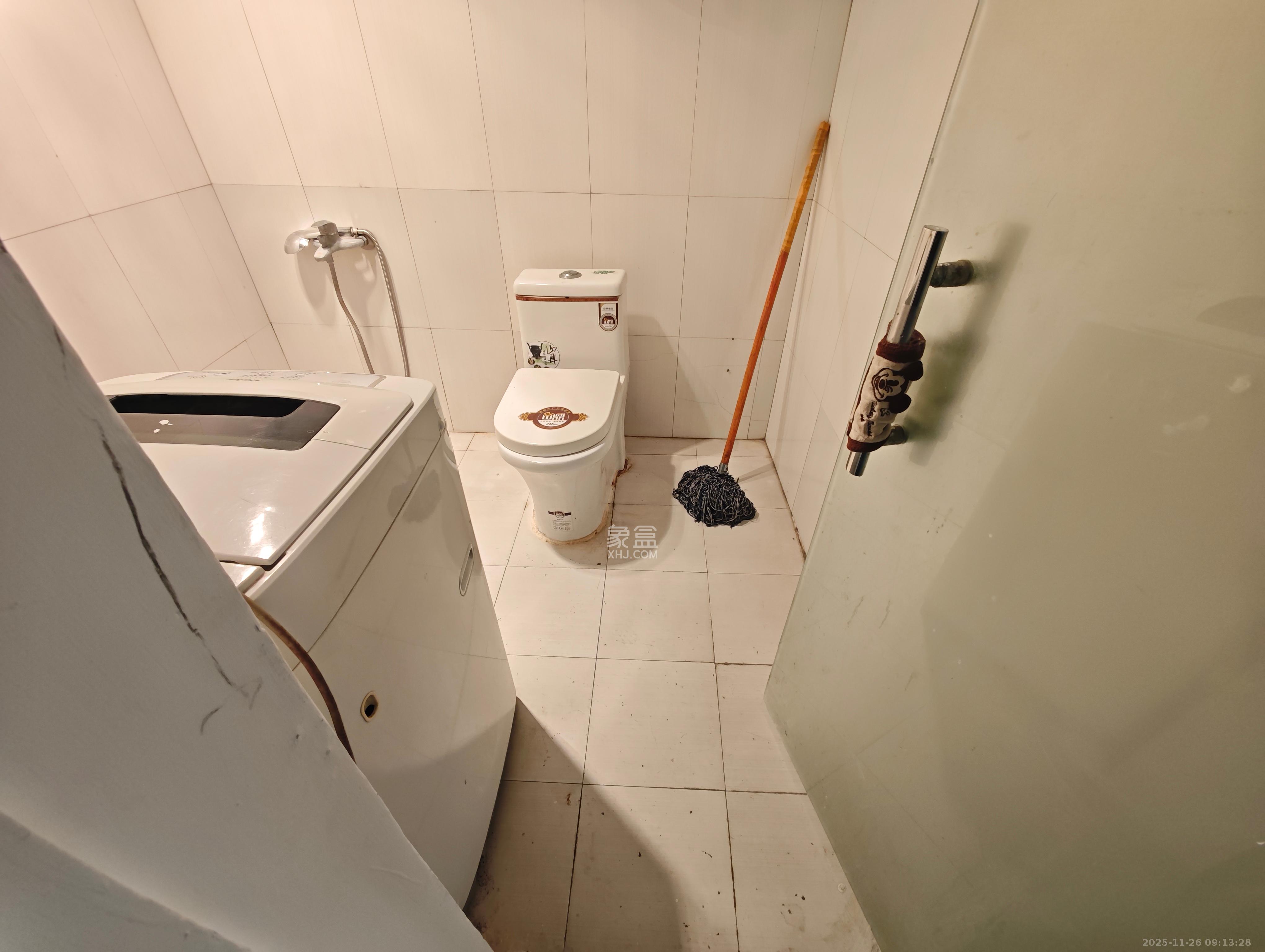 天健芙蓉盛世一期 1室1厅1卫 1400.0元/月 天健芙蓉盛世一期 1室1厅1卫 1400.0元/月室内图