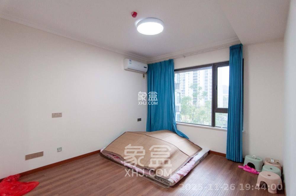 佳兆业云顶梅溪湖（佳兆业梅溪荟）  4室2厅2卫    3200.0元/月室内图