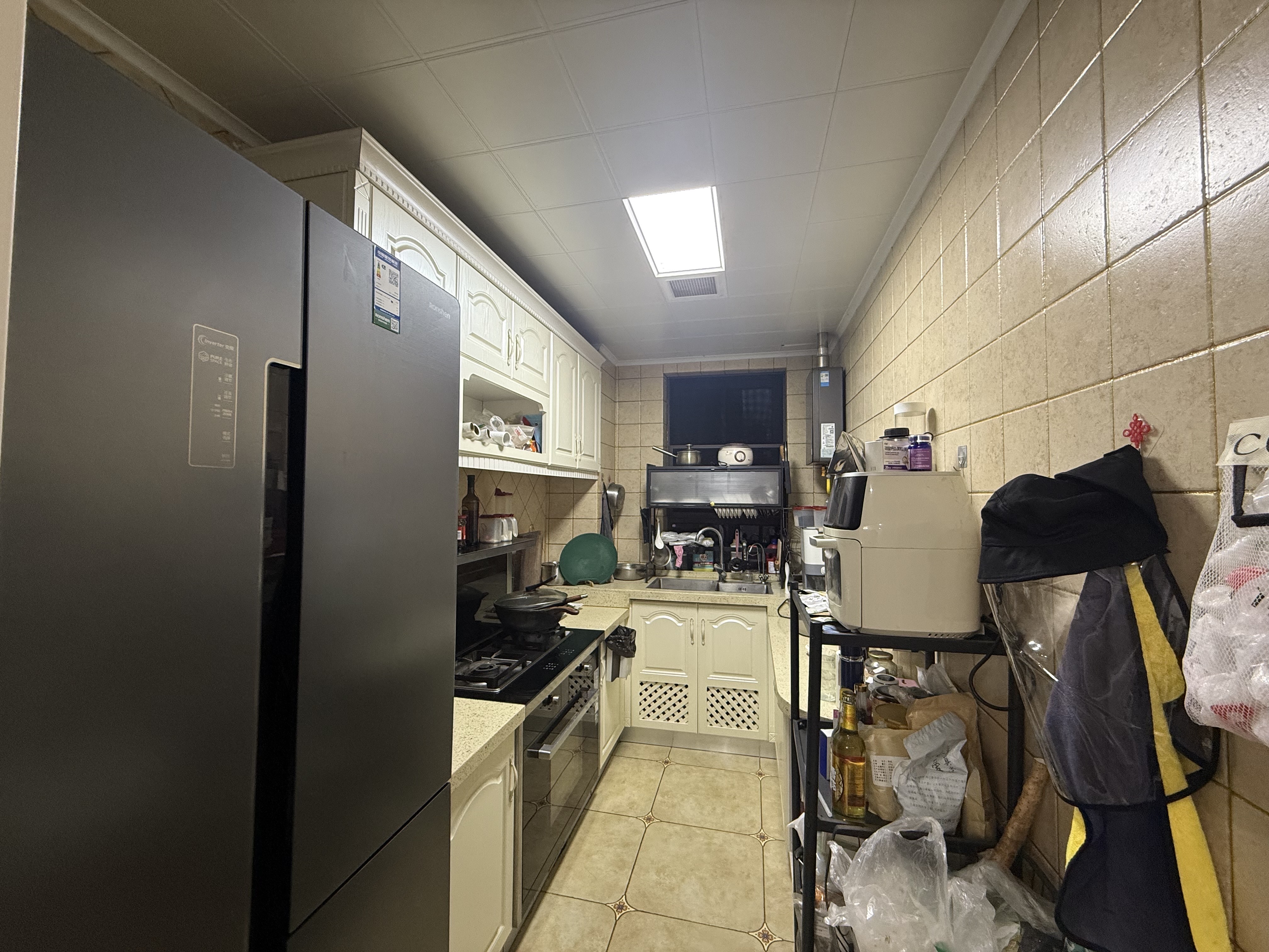 大同芙蓉二期(芙蓉广场) 4室2厅2卫 105.0万 大同芙蓉二期(芙蓉广场) 4室2厅2卫 105.0万客厅