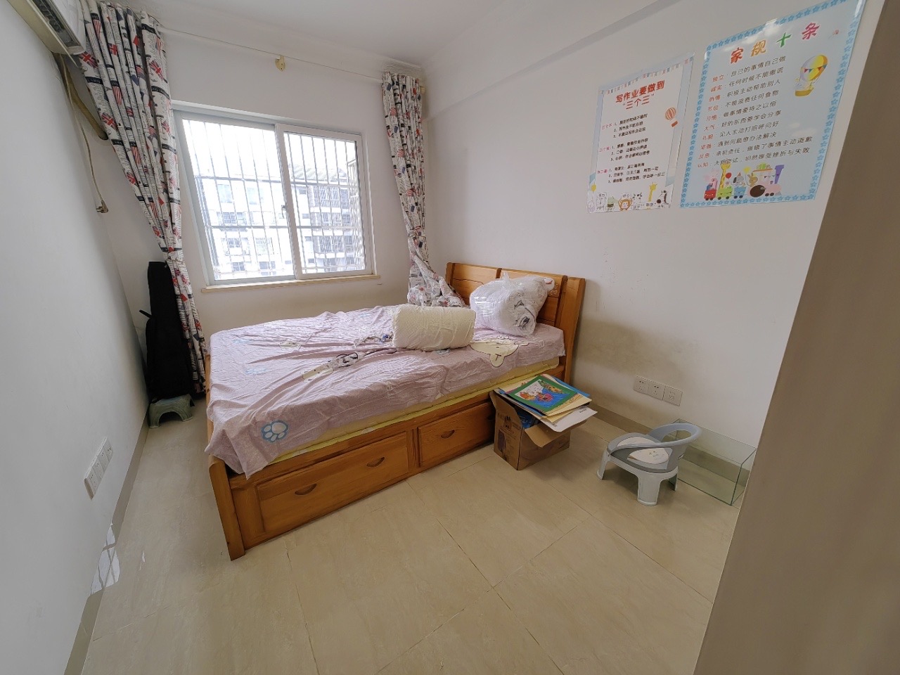 海航城 3室2厅2卫 2400.0元/月 海航城 3室2厅2卫 2400.0元/月室内图