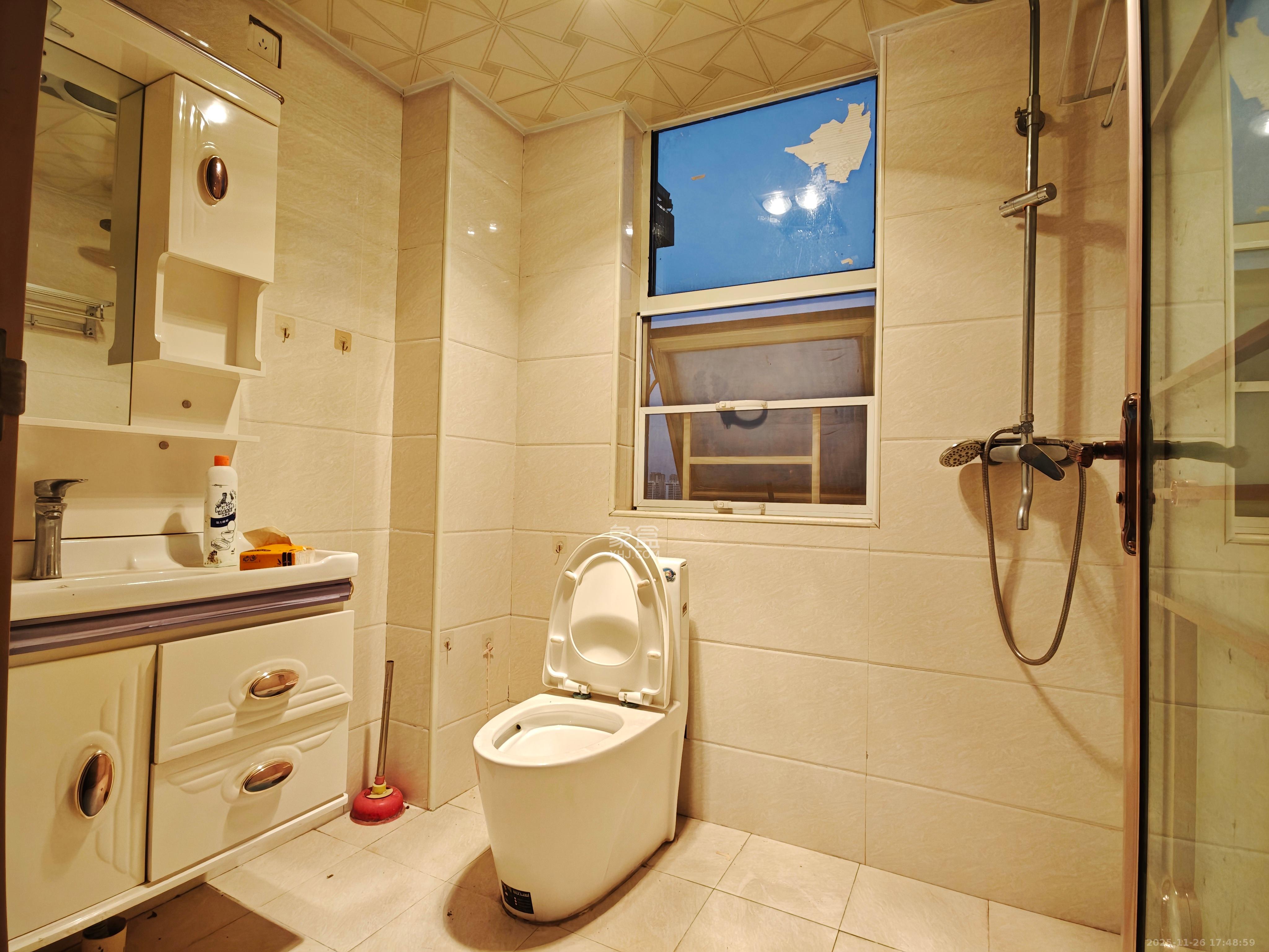 五矿万境水岸二期（五矿万境水岸和苑）  4室2厅2卫    2600.0元/月室内图