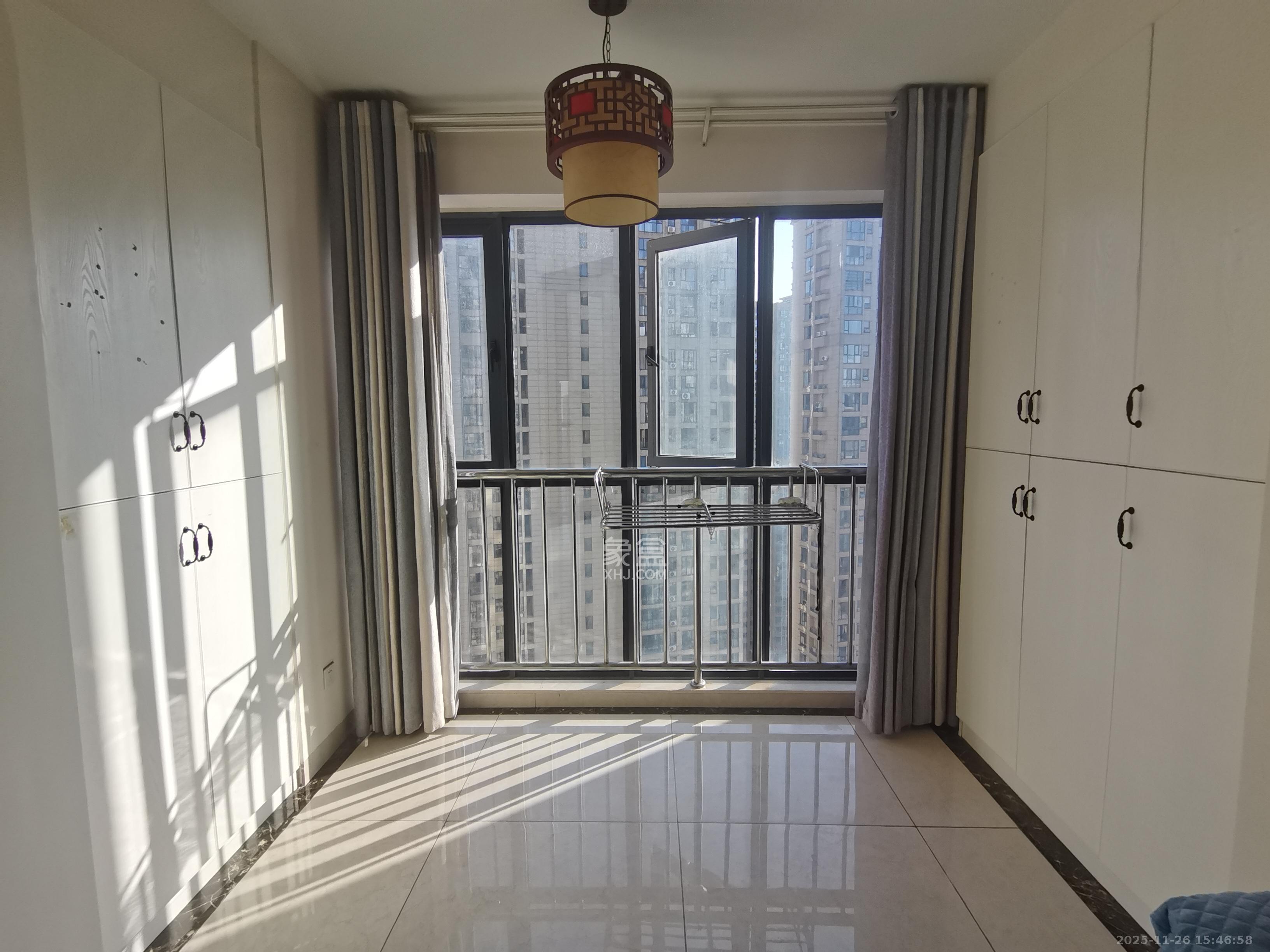 明发国际城 3室2厅2卫 2300.0元/月 明发国际城 3室2厅2卫 2300.0元/月室内图