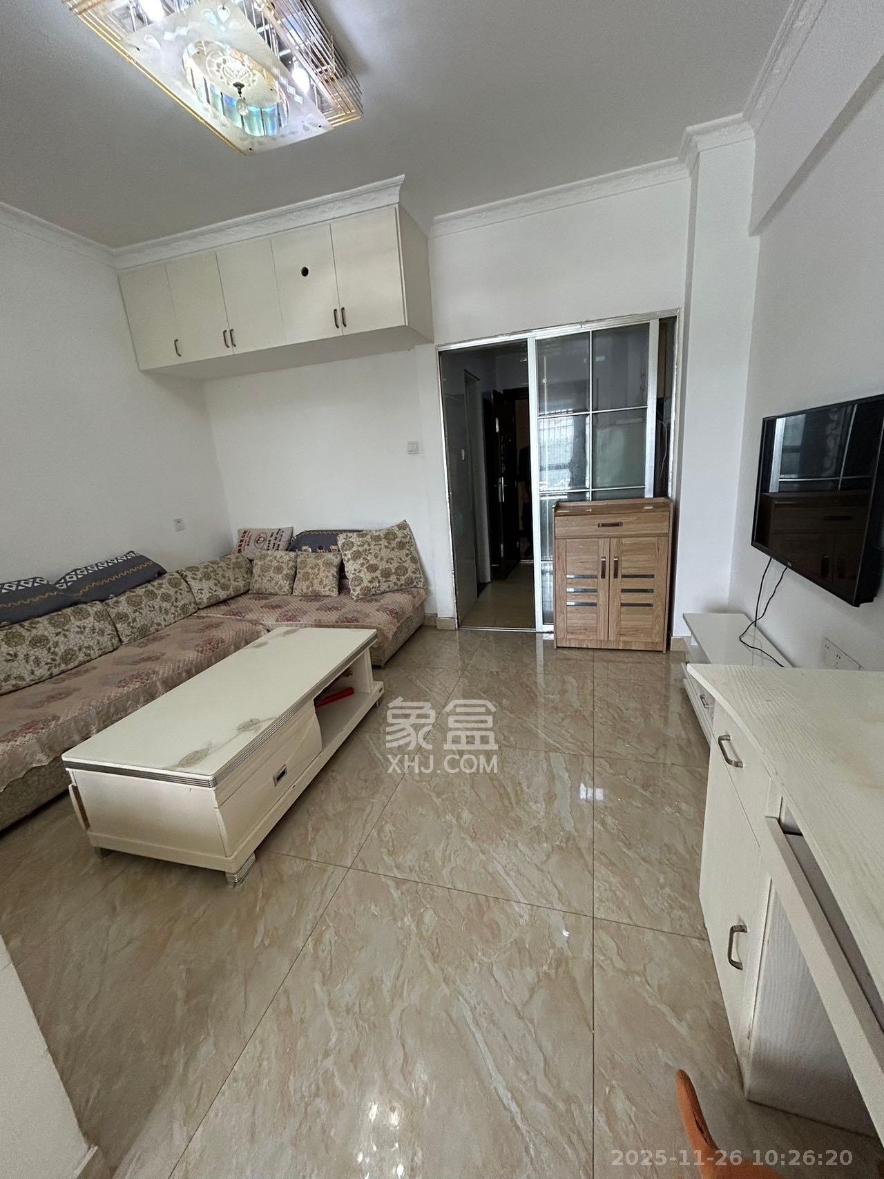 世纪桃花苑  1室1厅1卫    1200.0元/月