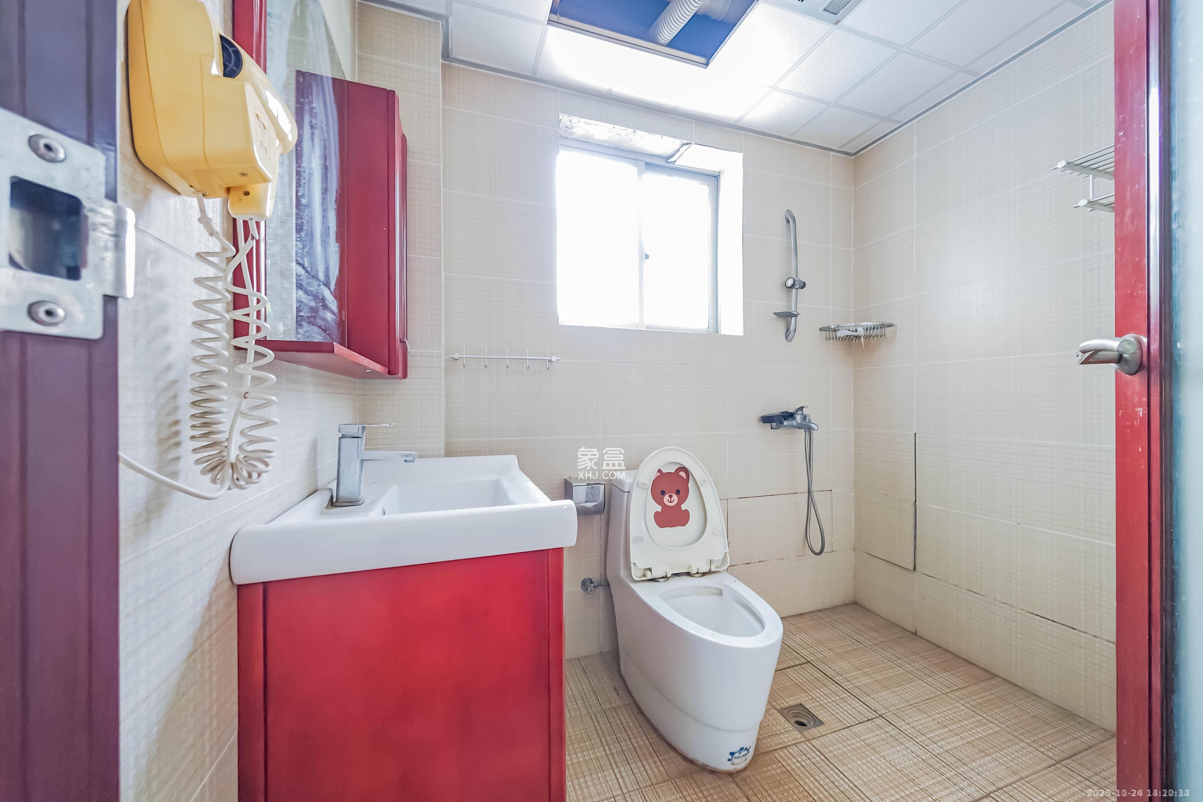 汇城上筑 3室2厅2卫 2300.0元/月 汇城上筑 3室2厅2卫 2300.0元/月室内图