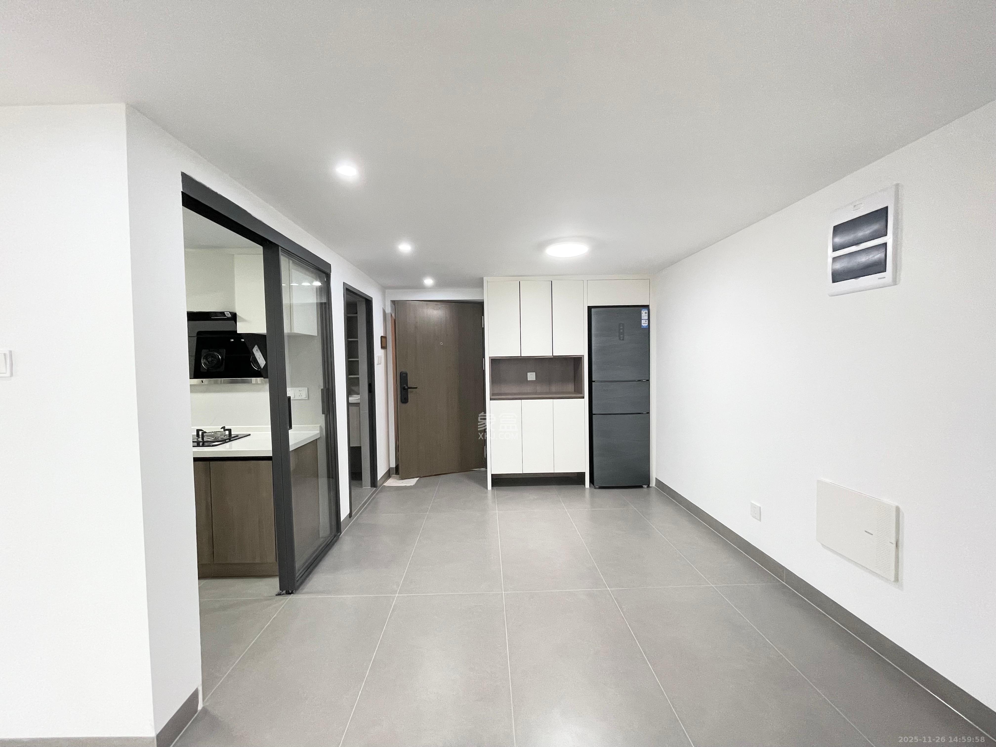 万科紫台  2室2厅2卫    3500.0元/月室内图