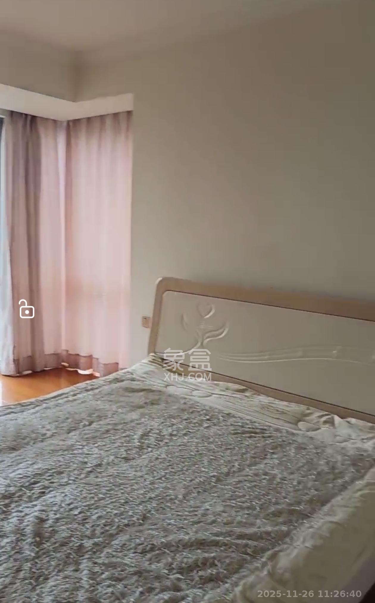 阳光晶城 3室2厅2卫 2300.0元/月 阳光晶城 3室2厅2卫 2300.0元/月室内图