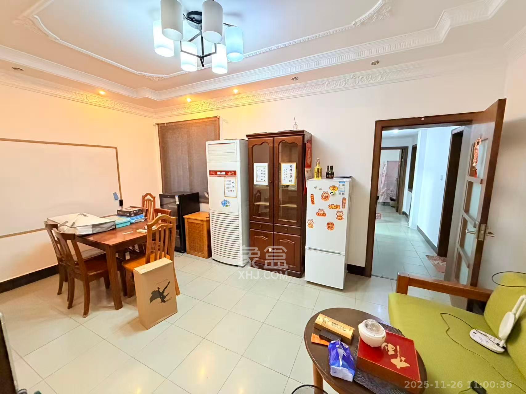 长沙市税务局宿舍(长沙市白沙路186号) 3室1厅1卫 2200.0元/月 长沙市税务局宿舍(长沙市白沙路186号) 3室1厅1卫 2200.0元/月室内图