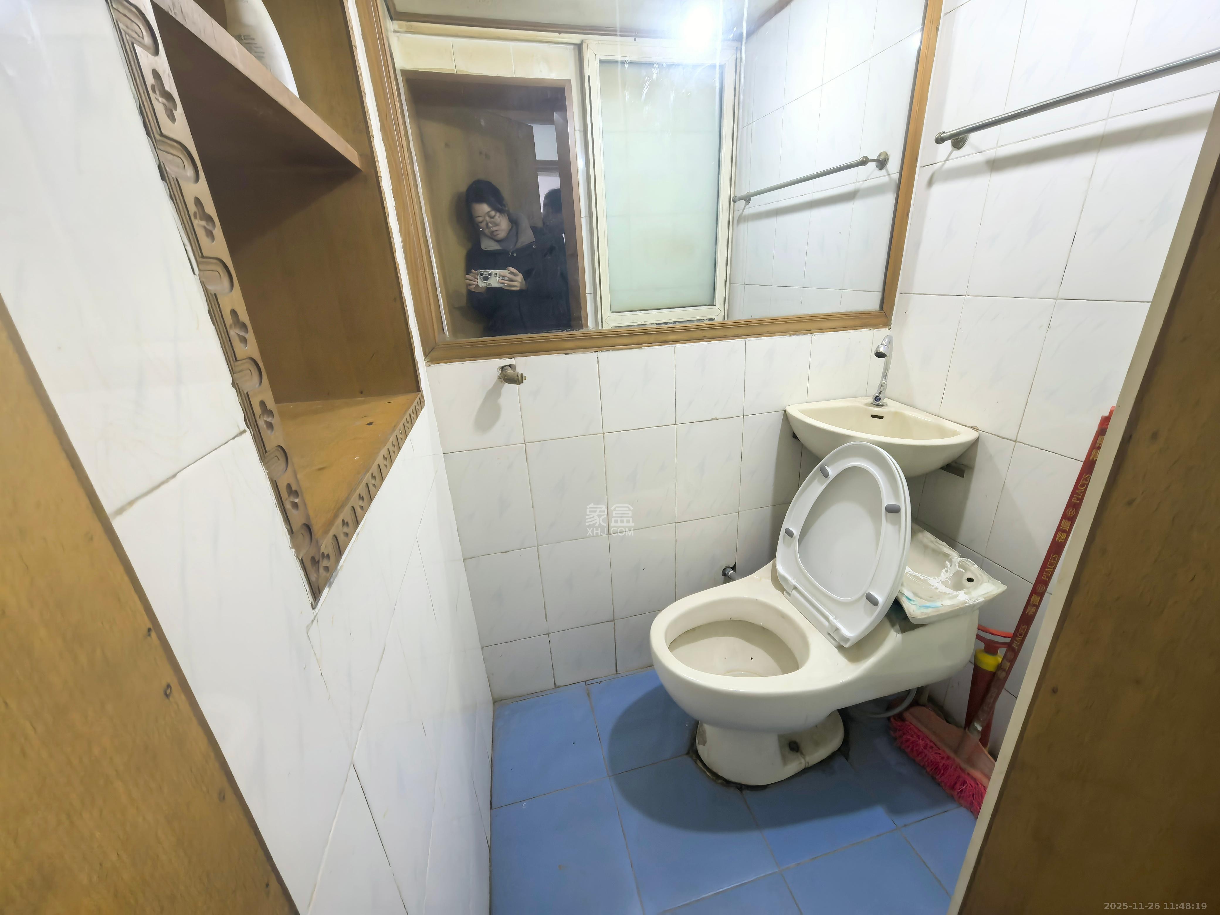 水泵厂宿舍 2室2厅1卫 2000.0元/月 水泵厂宿舍 2室2厅1卫 2000.0元/月室内图