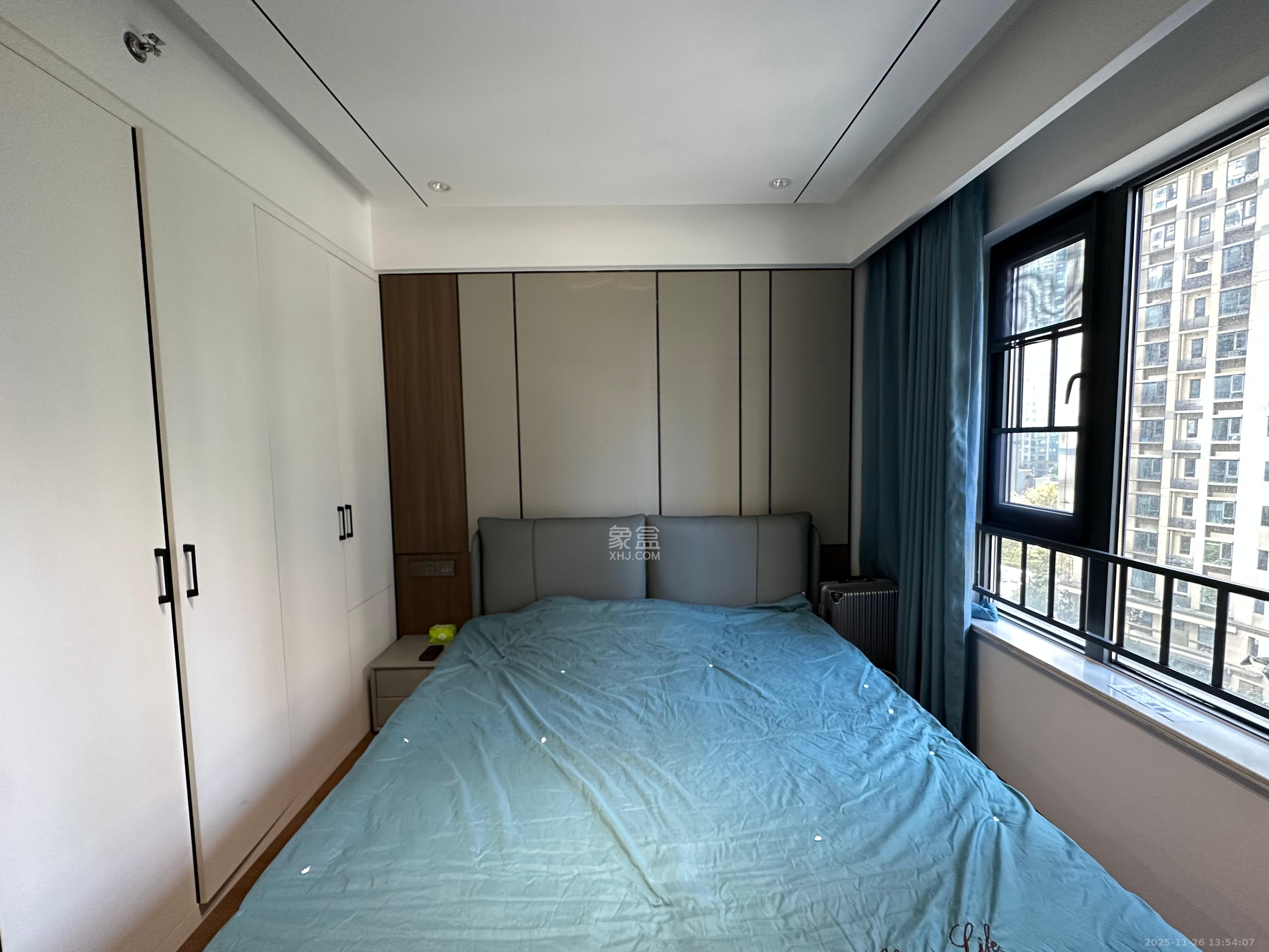 卓越中寰 3室2厅2卫 4500.0元/月 卓越中寰 3室2厅2卫 4500.0元/月室内图