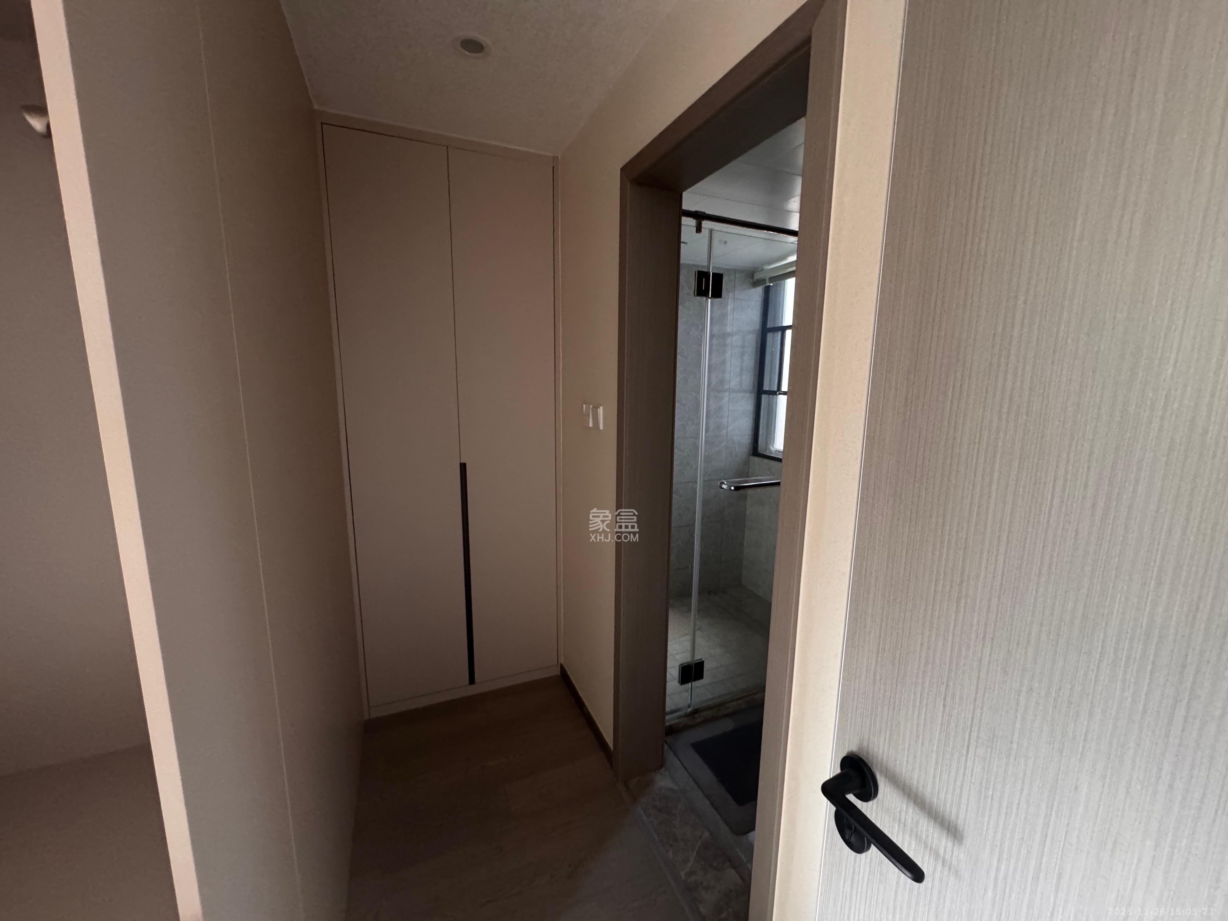 旭辉都会山 3室2厅2卫 3800.0元/月 旭辉都会山 3室2厅2卫 3800.0元/月室内图