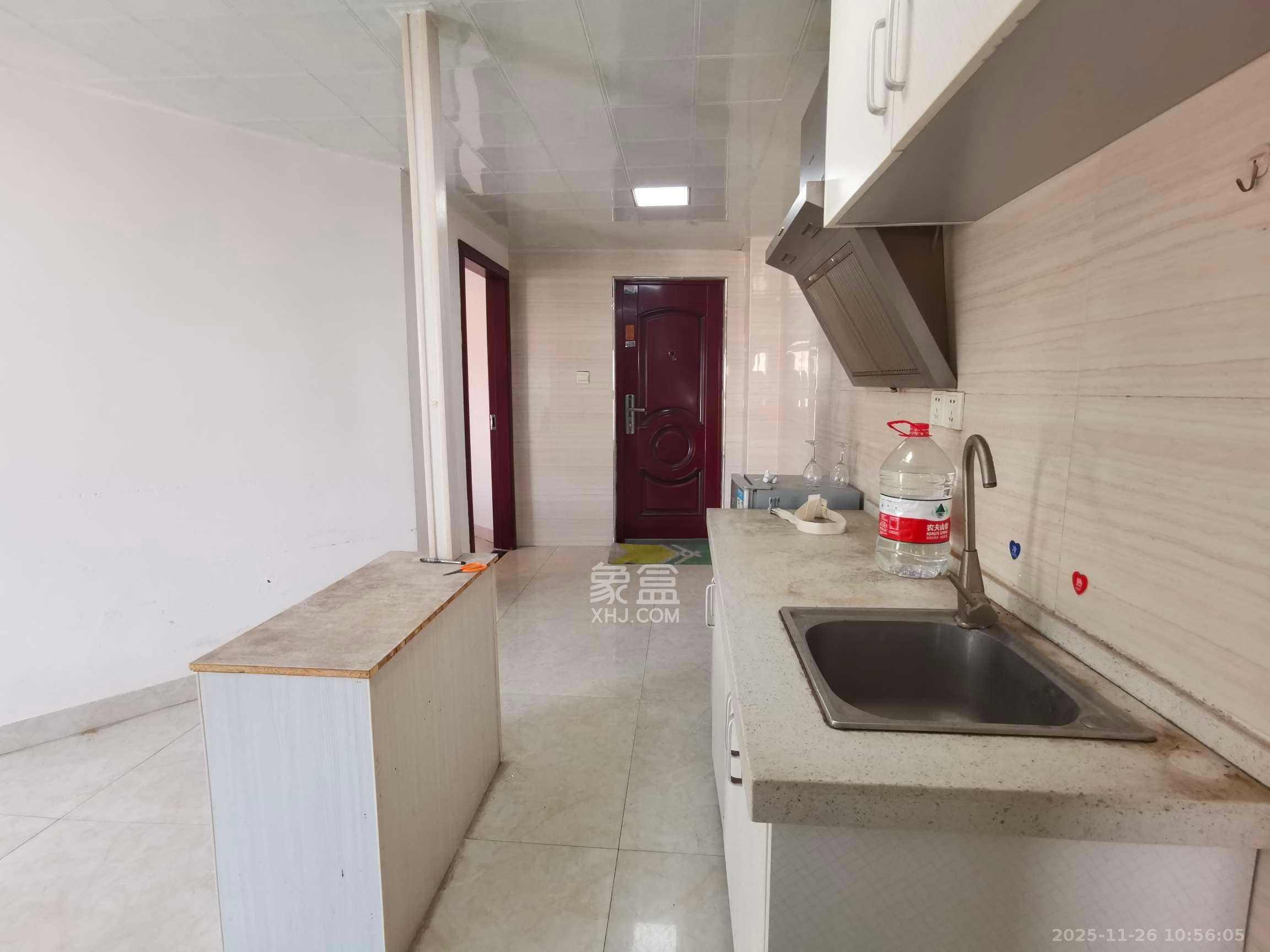 大财门公寓 1室1厅1卫 1800.0元/月 大财门公寓 1室1厅1卫 1800.0元/月室内图