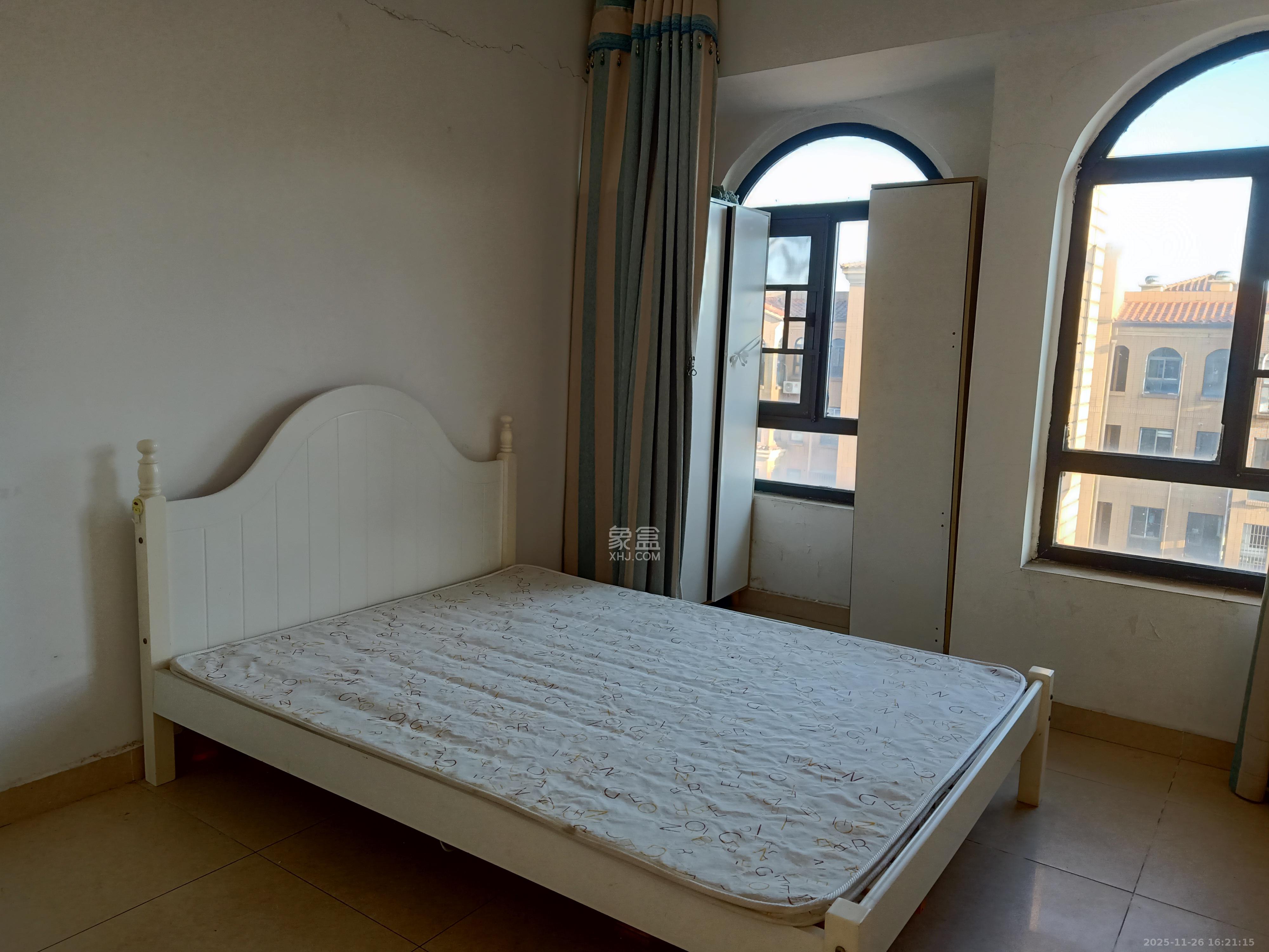 中信凯旋蓝岸(中信新城三期) 1室1厅1卫 1400.0元/月 中信凯旋蓝岸(中信新城三期) 1室1厅1卫 1400.0元/月室内图