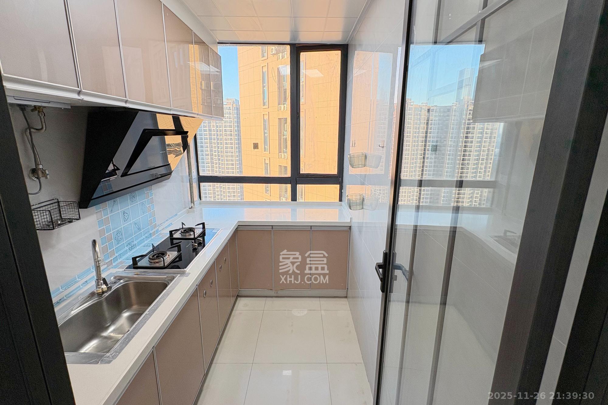 融圣国际  2室1厅1卫    89.0万厨房