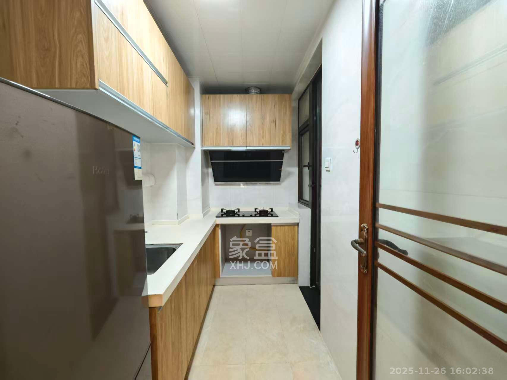 江山帝景哈佛  1室0厅0卫    2000.0元/月室内图