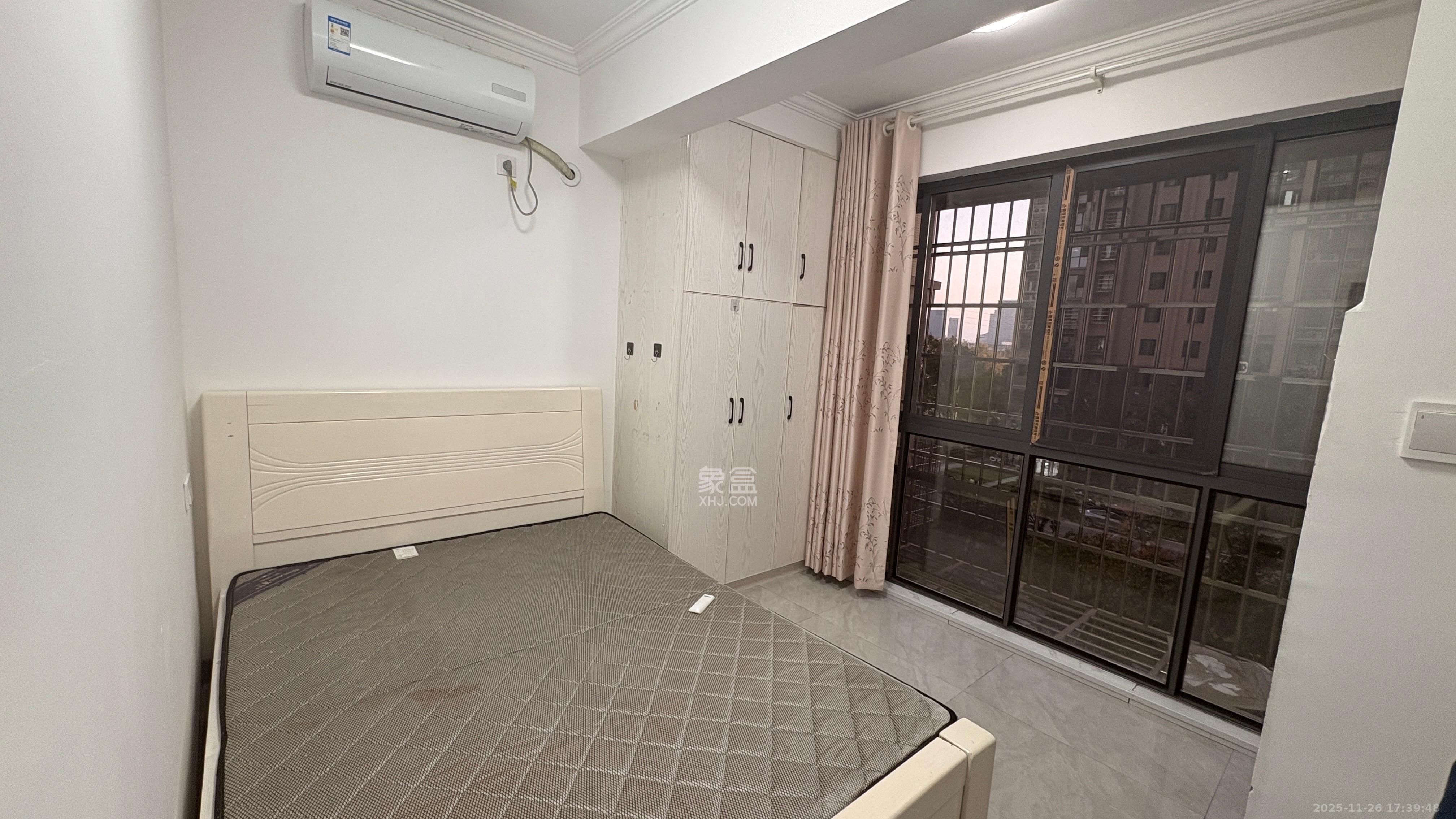 星城新宇川河苑  1室0厅0卫    1100.0元/月