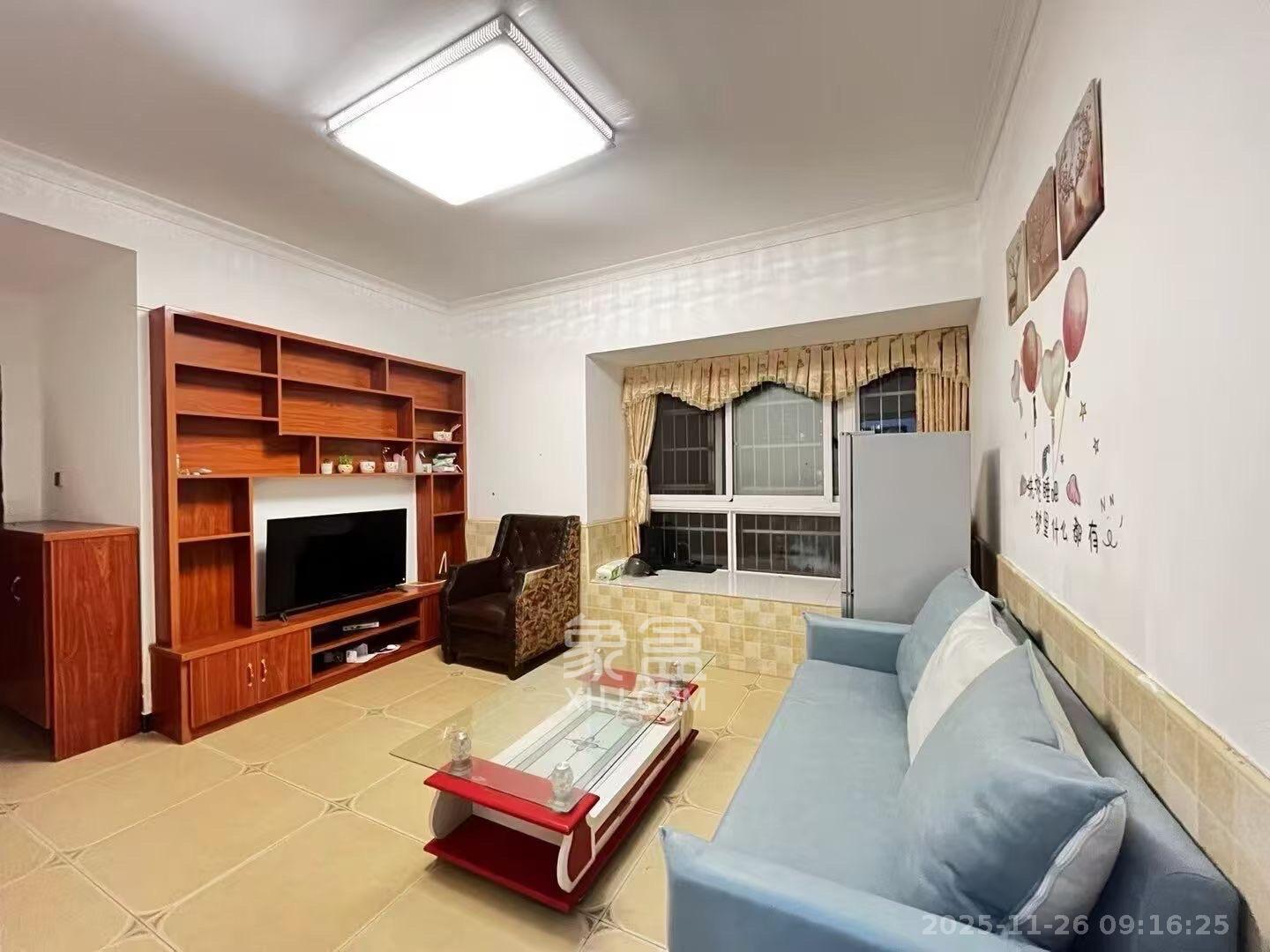 家兴苑 2室2厅1卫 1700.0元/月 家兴苑 2室2厅1卫 1700.0元/月室内图