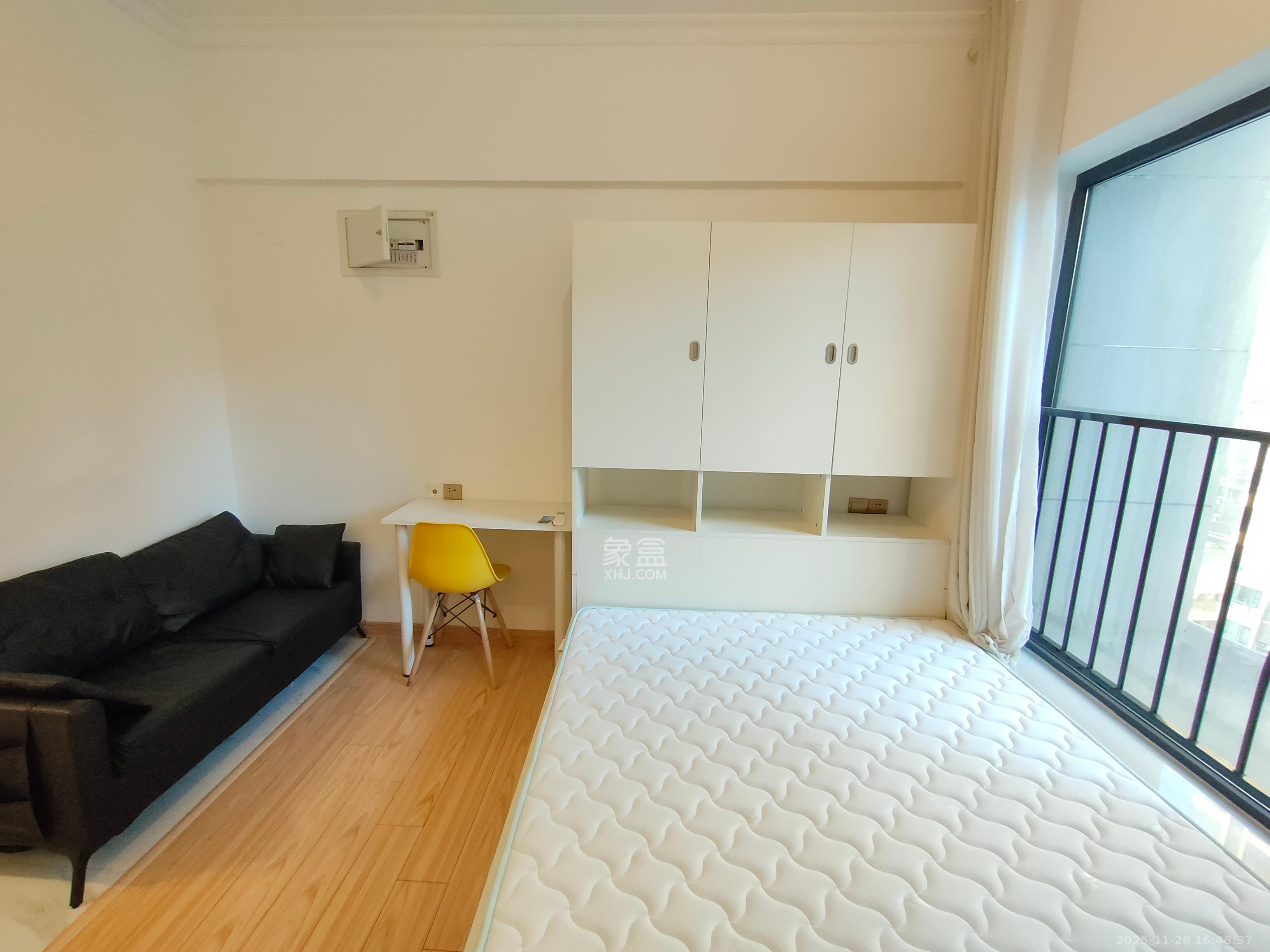 碧桂园城市之光  1室0厅1卫    1300.0元/月室内图