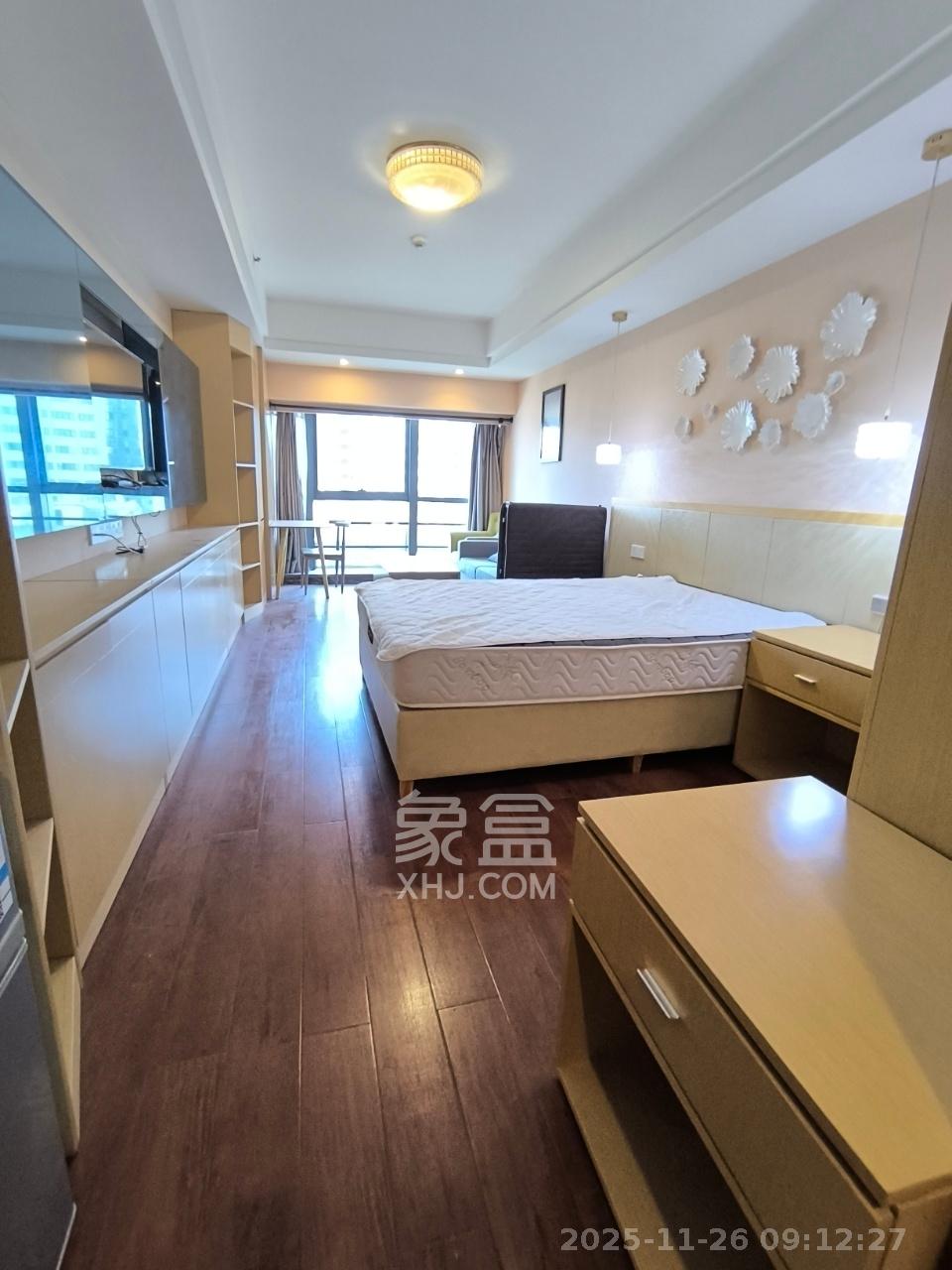 泊富公寓（泊富国际广场）  1室1厅1卫    2500.0元/月