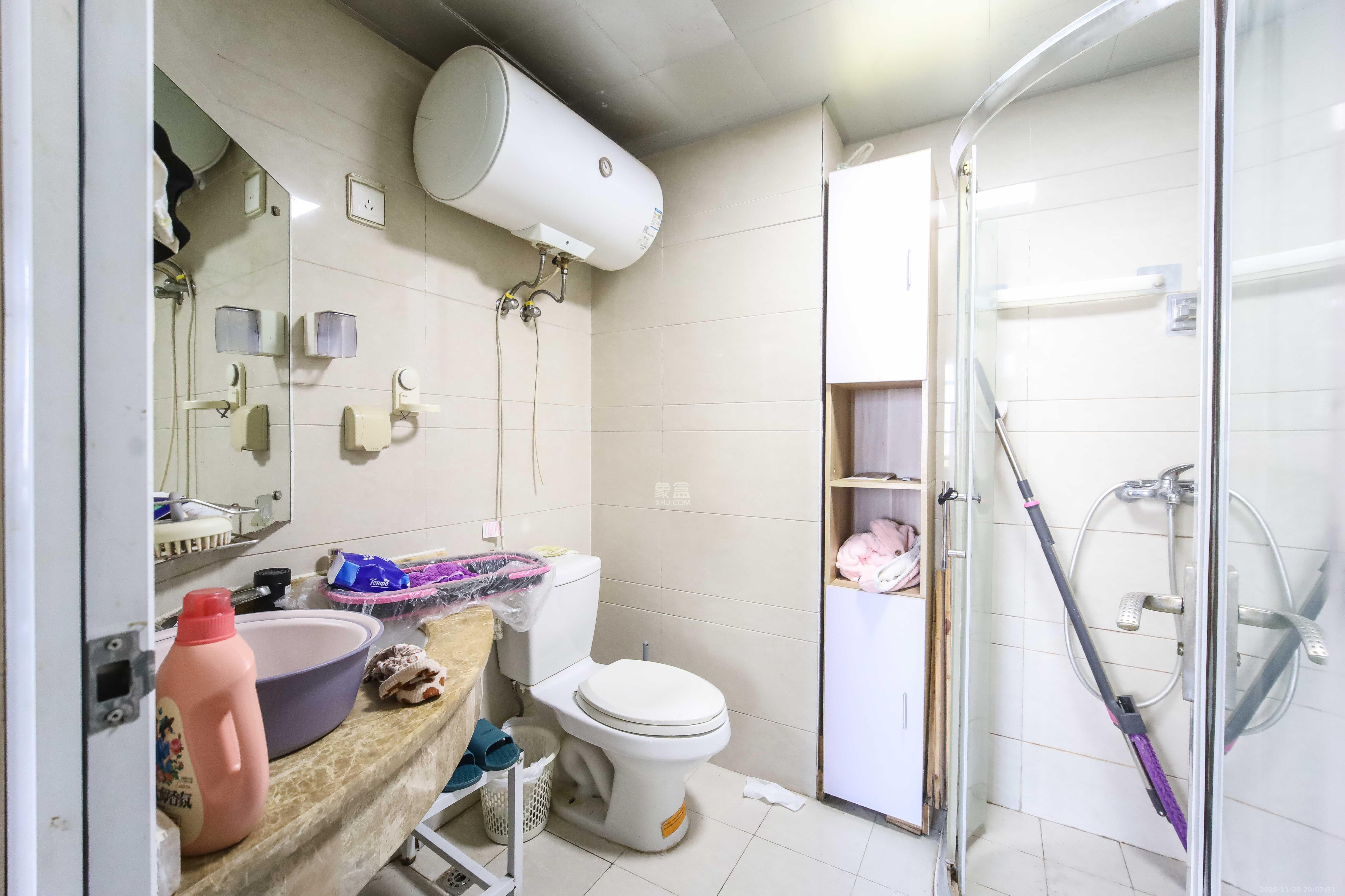 西子一间 1室1厅1卫 50.0万 西子一间 1室1厅1卫 50.0万卫生间