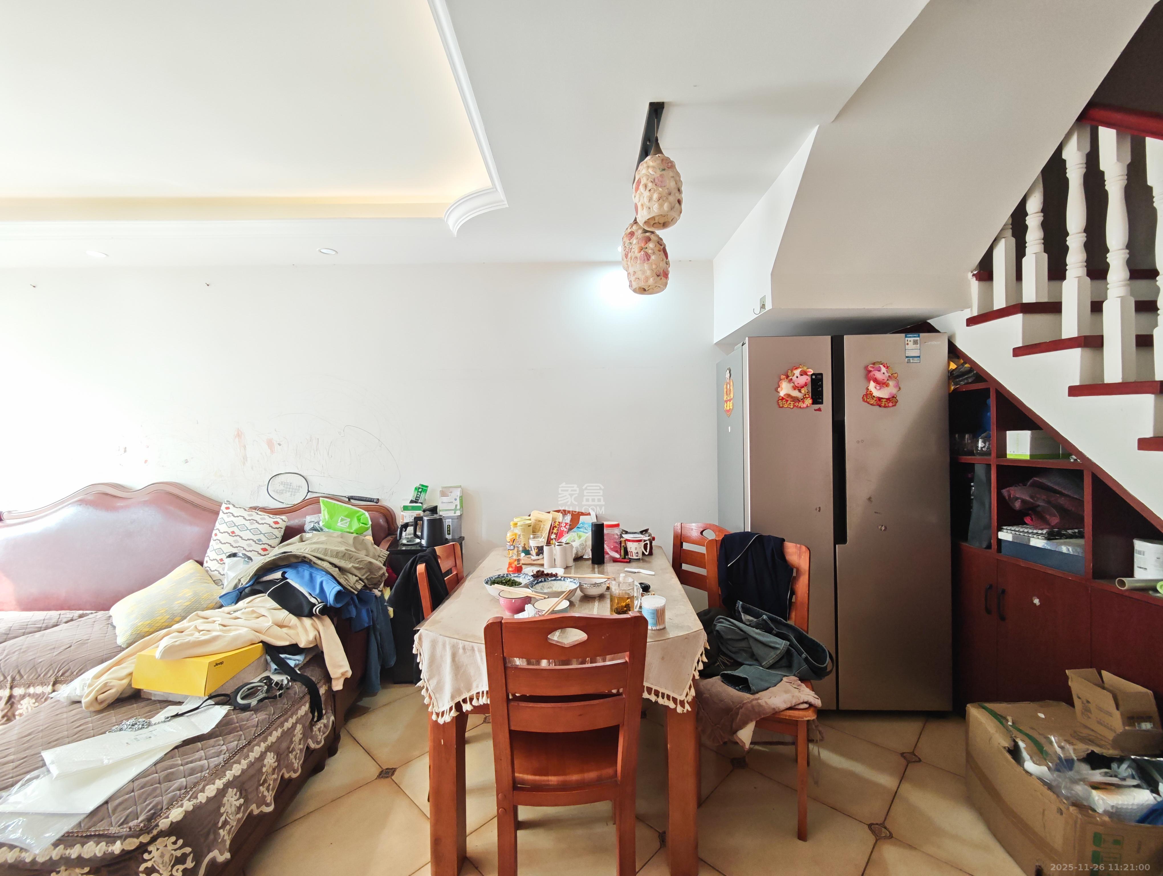 保利城（中航城国际社区、郡原美村）  4室2厅2卫    85.0万其他