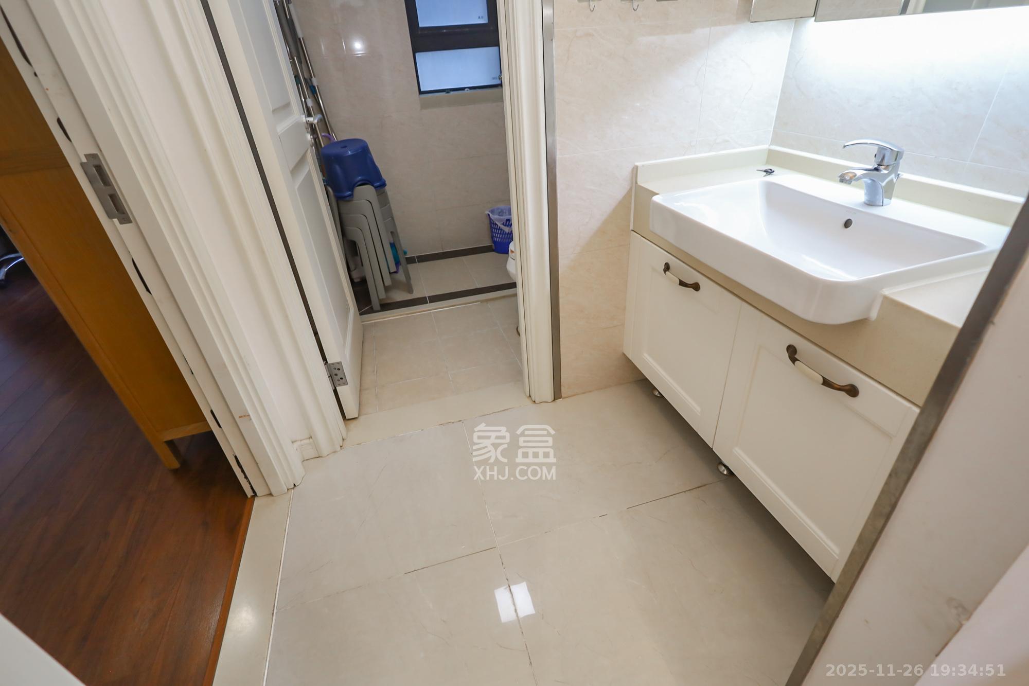 万科里金域国际  3室2厅1卫    159.0万其他