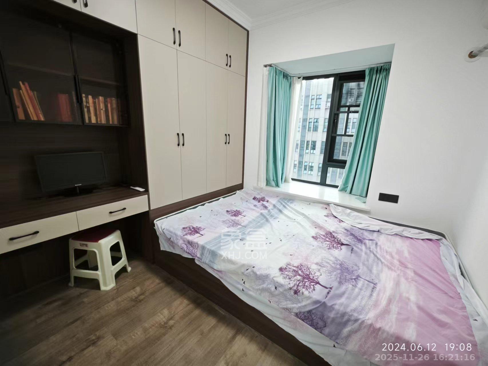 天鸿天府（天鸿中央大院）  3室2厅1卫    3400.0元/月室内图