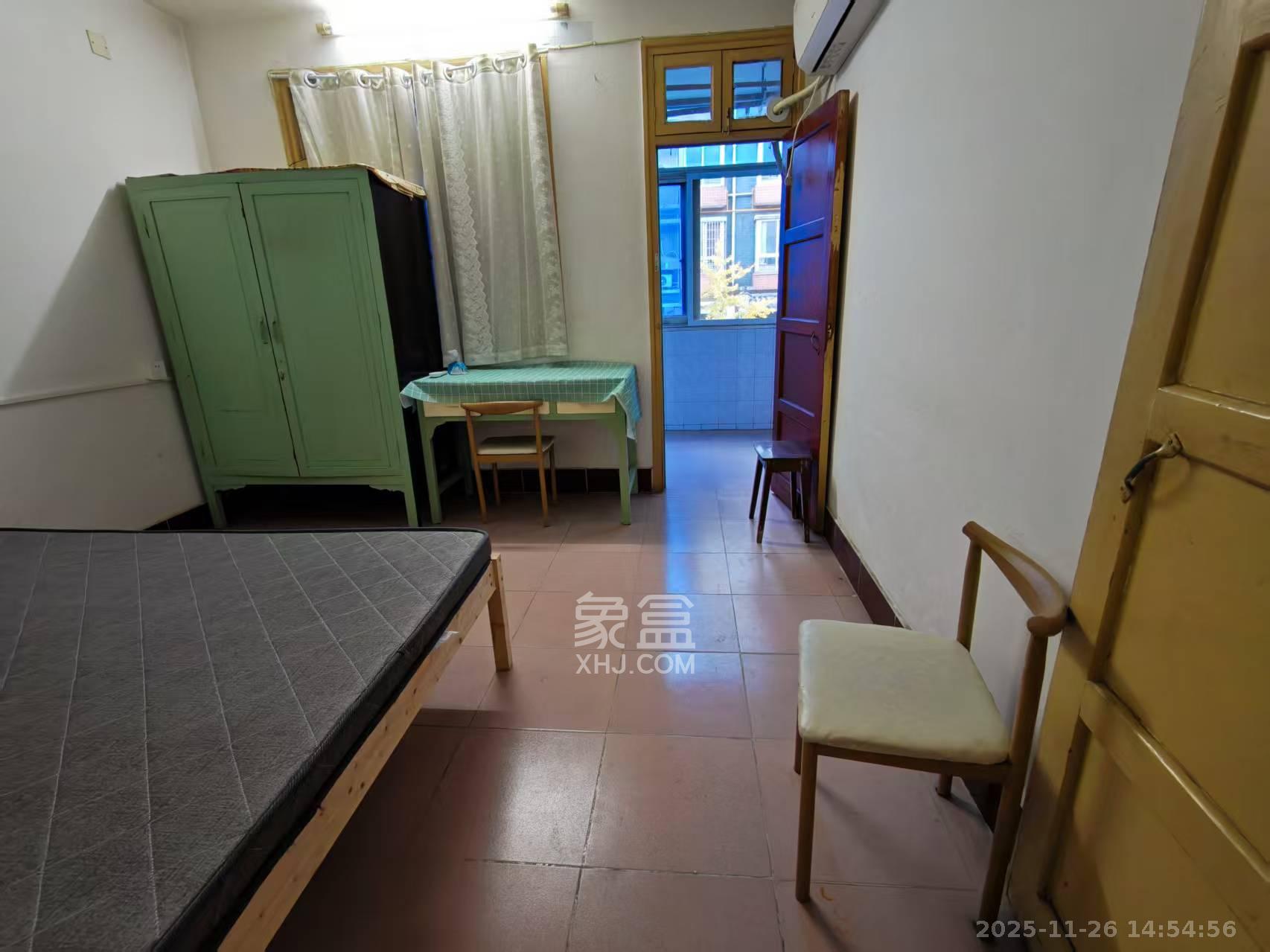 老鸦冲小区 2室1厅1卫 1500.0元/月 老鸦冲小区 2室1厅1卫 1500.0元/月室内图