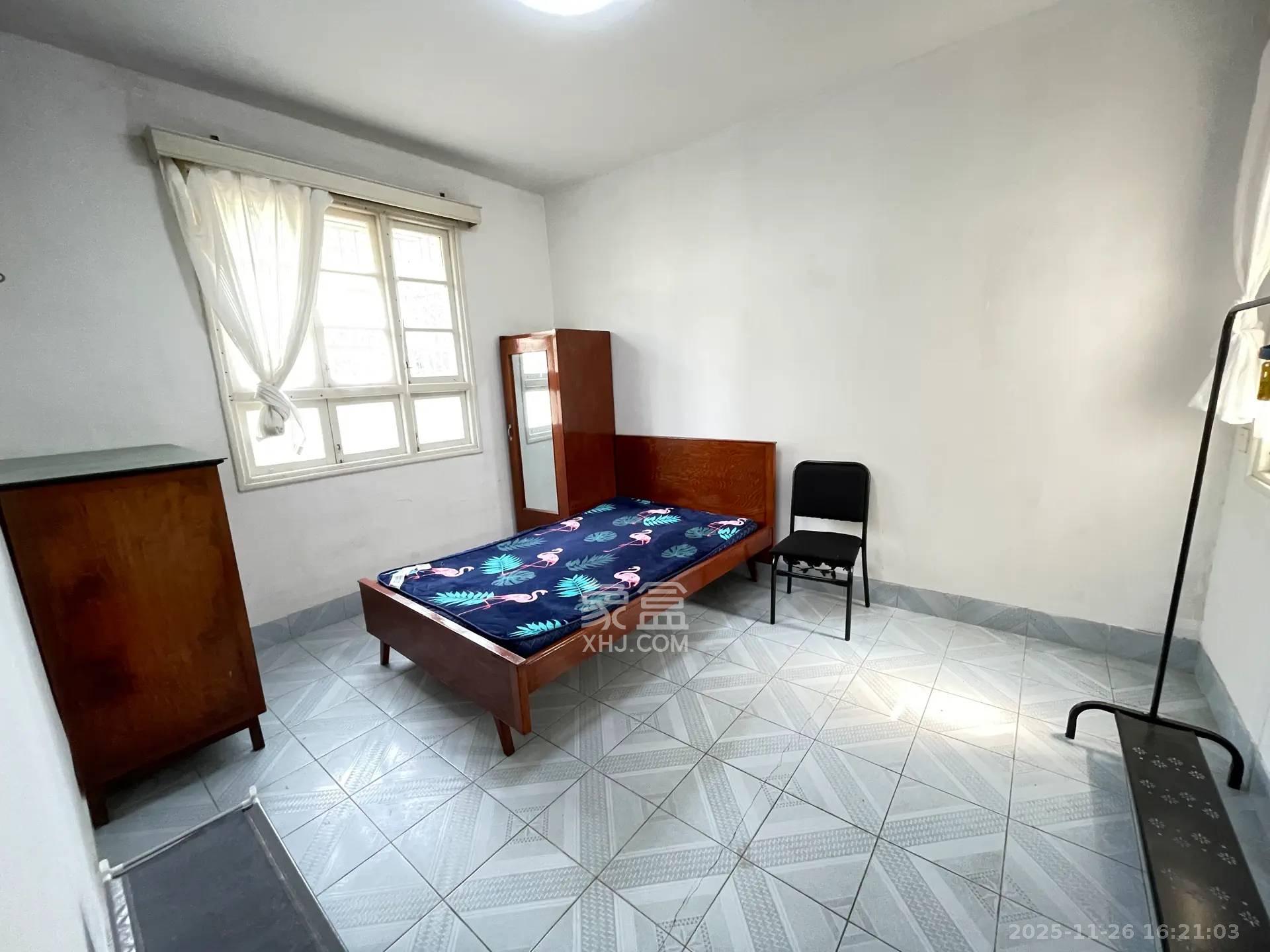 南园小区 3室2厅1卫 1500.0元/月 南园小区 3室2厅1卫 1500.0元/月室内图